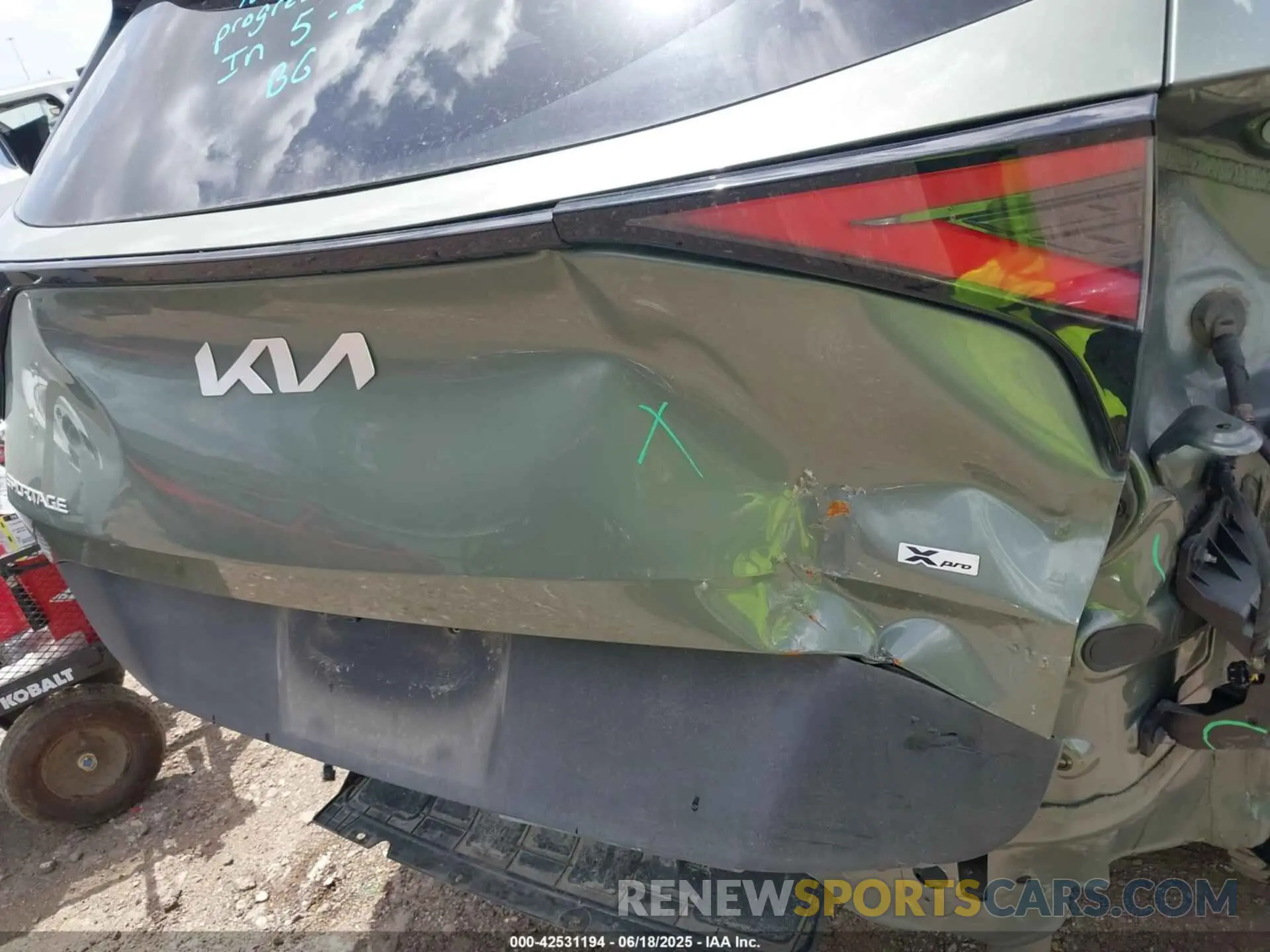 18 fotografías del automóvil dañado 5XYK7CAF4PG072784 KIA SPORTAGE 2023