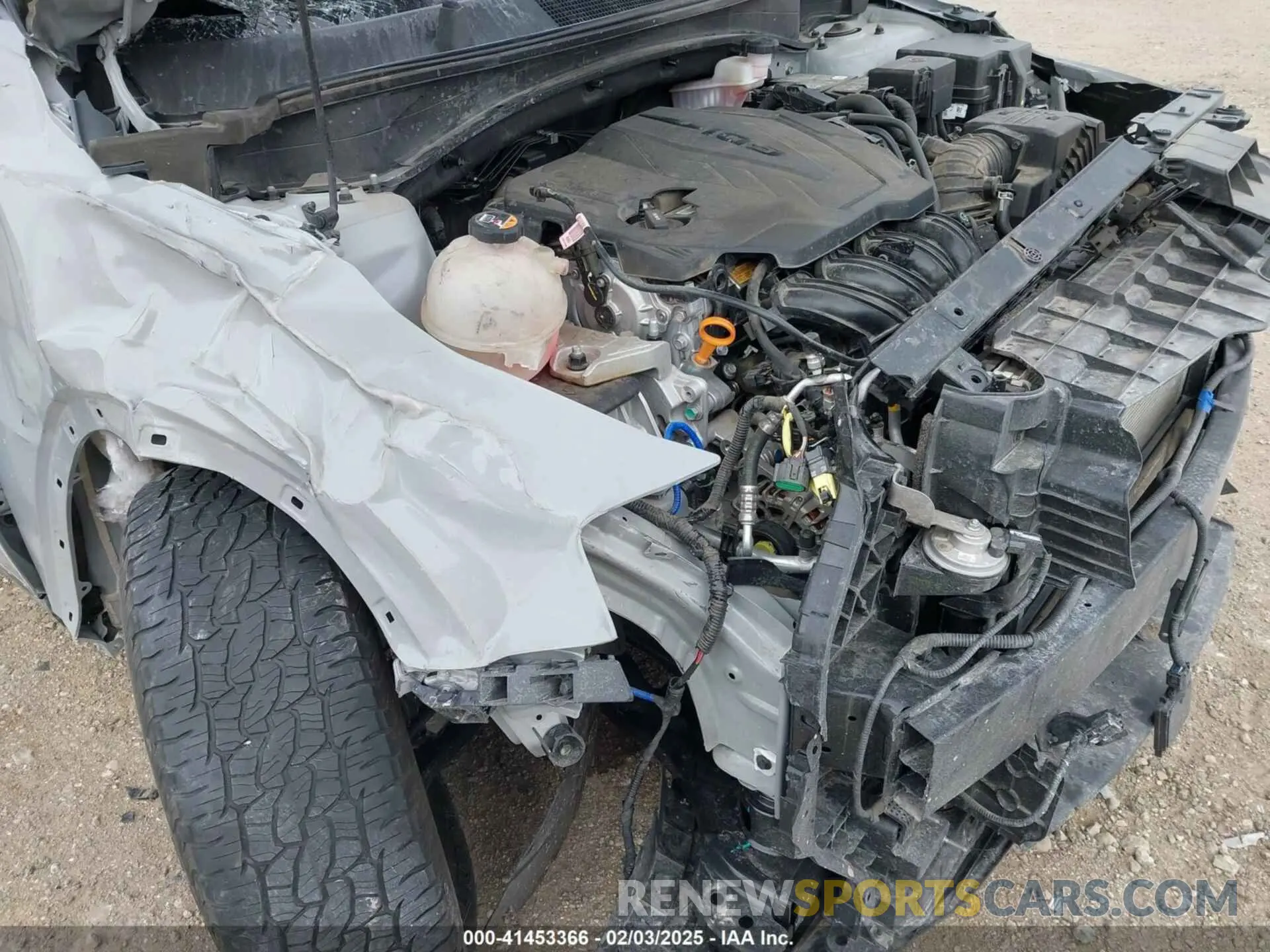 19 fotografías del automóvil dañado 5XYK7CAF5PG014764 KIA SPORTAGE 2023