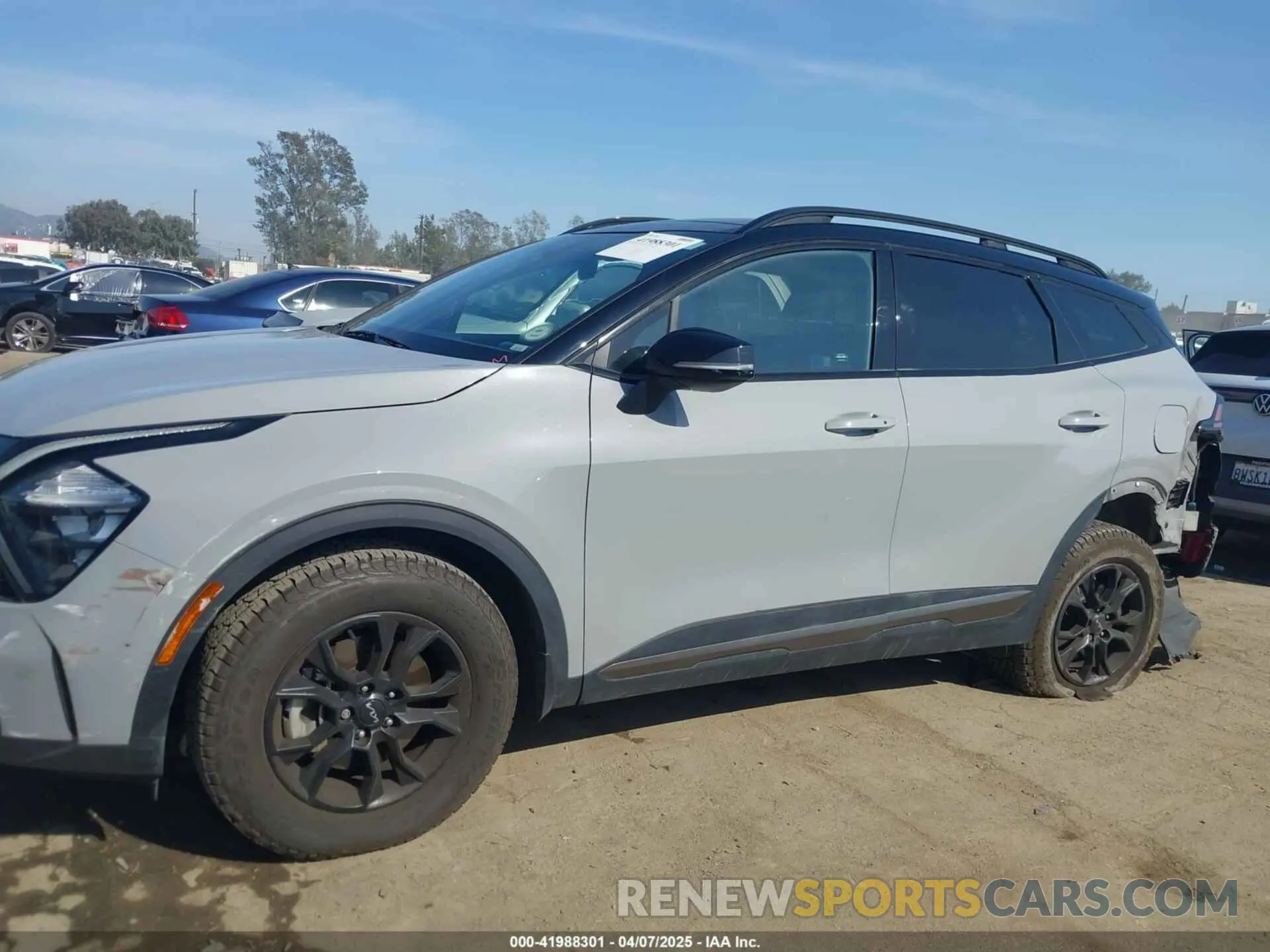 14 fotografías del automóvil dañado 5XYK7CAF6PG028866 KIA SPORTAGE 2023