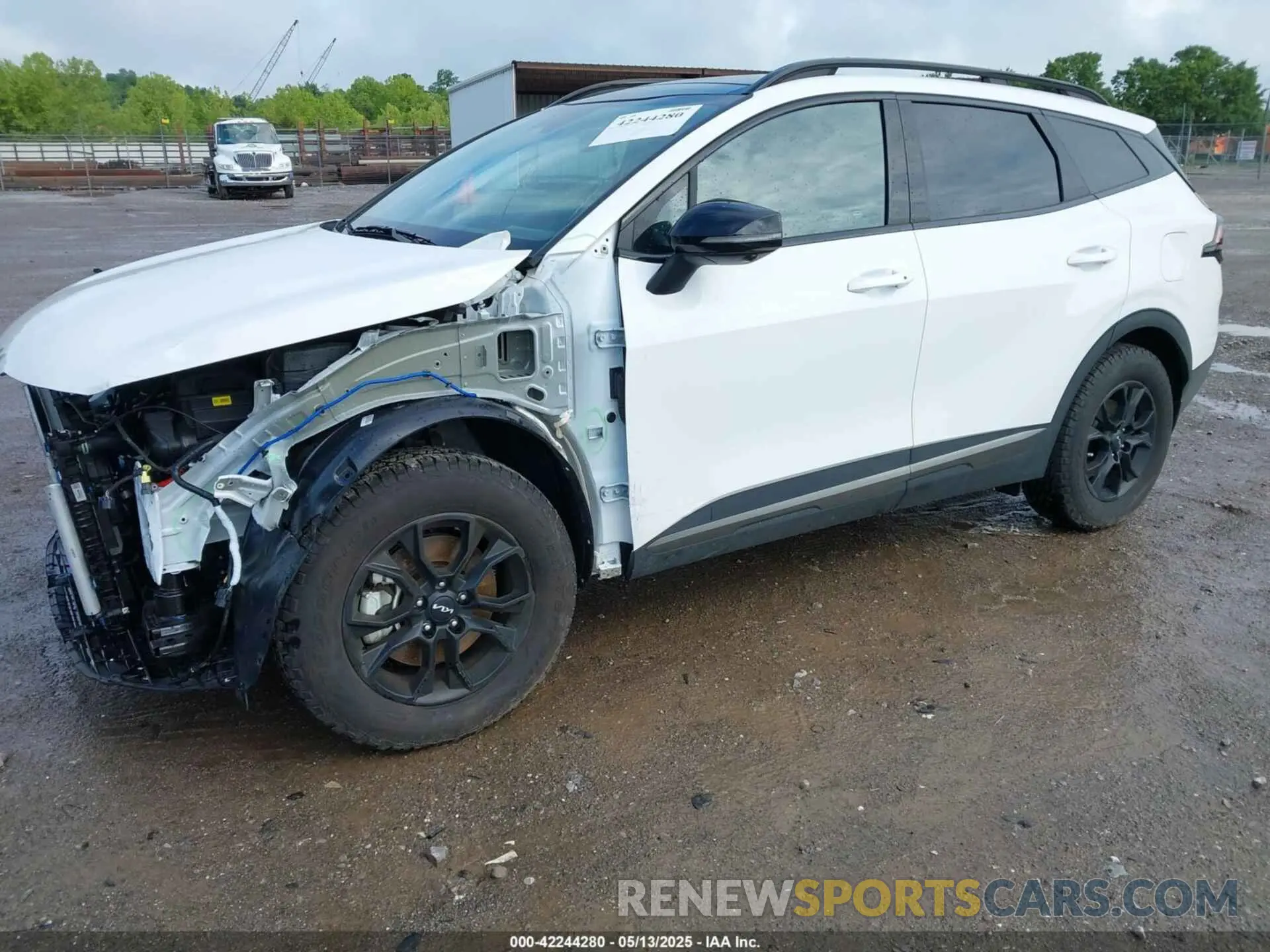 2 fotografías del automóvil dañado 5XYK7CAF6PG135612 KIA SPORTAGE 2023