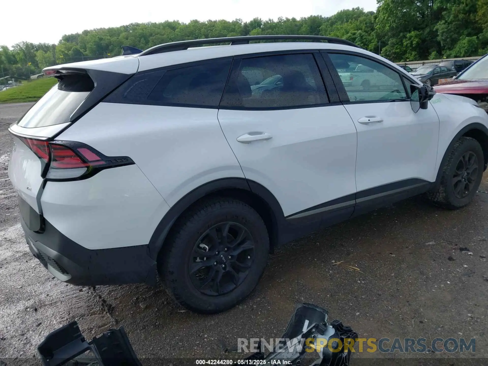 4 fotografías del automóvil dañado 5XYK7CAF6PG135612 KIA SPORTAGE 2023