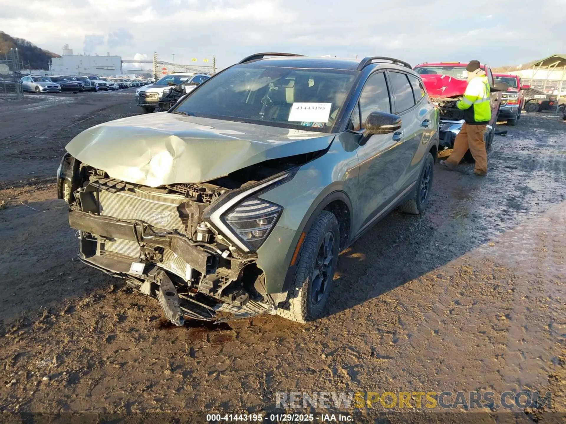 2 fotografías del automóvil dañado 5XYK7CAF8PG009221 KIA SPORTAGE 2023