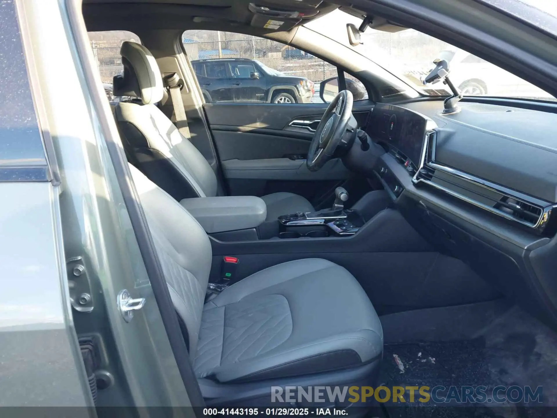 5 fotografías del automóvil dañado 5XYK7CAF8PG009221 KIA SPORTAGE 2023