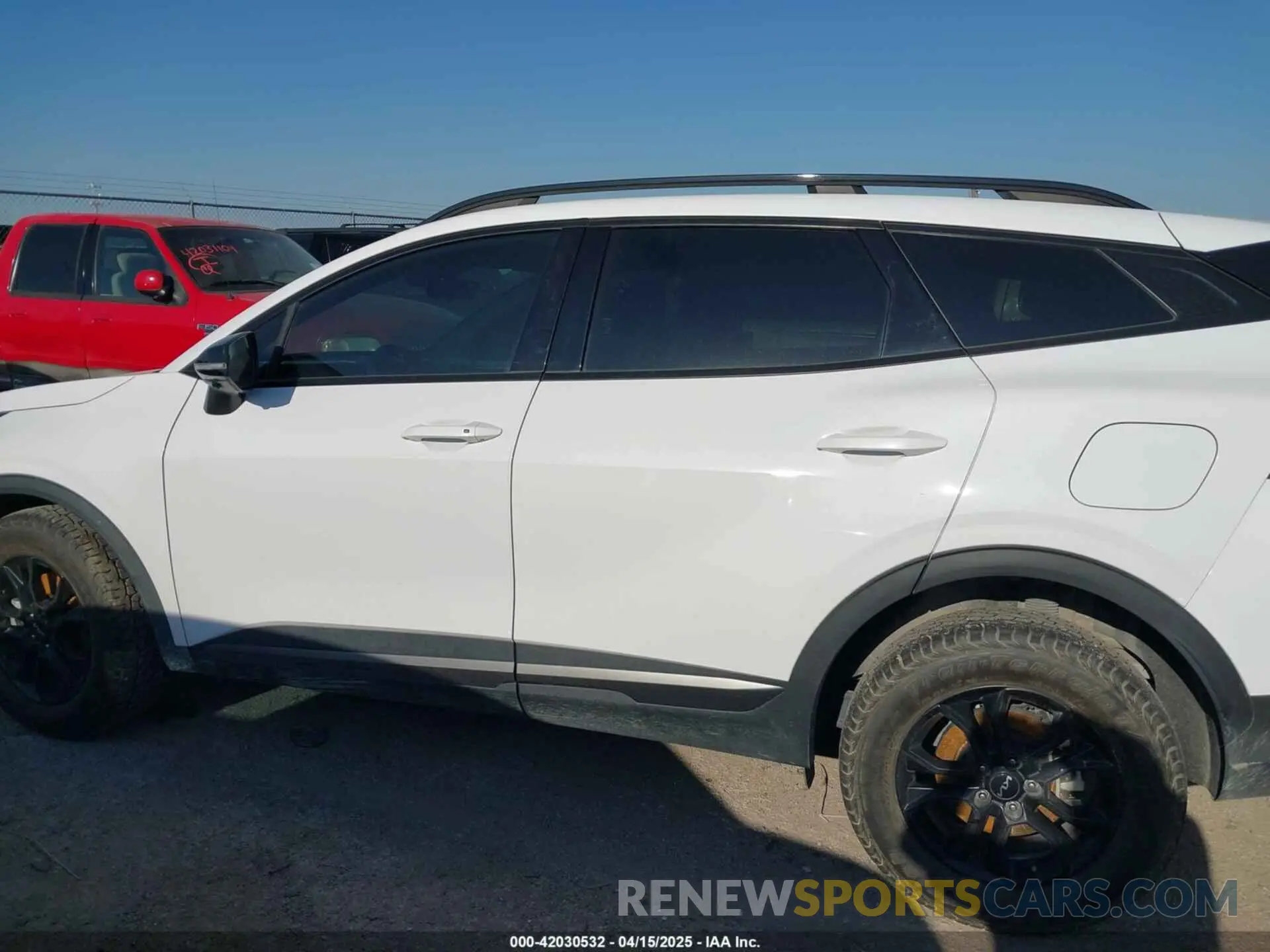 14 fotografías del automóvil dañado 5XYK7CAF9PG102068 KIA SPORTAGE 2023