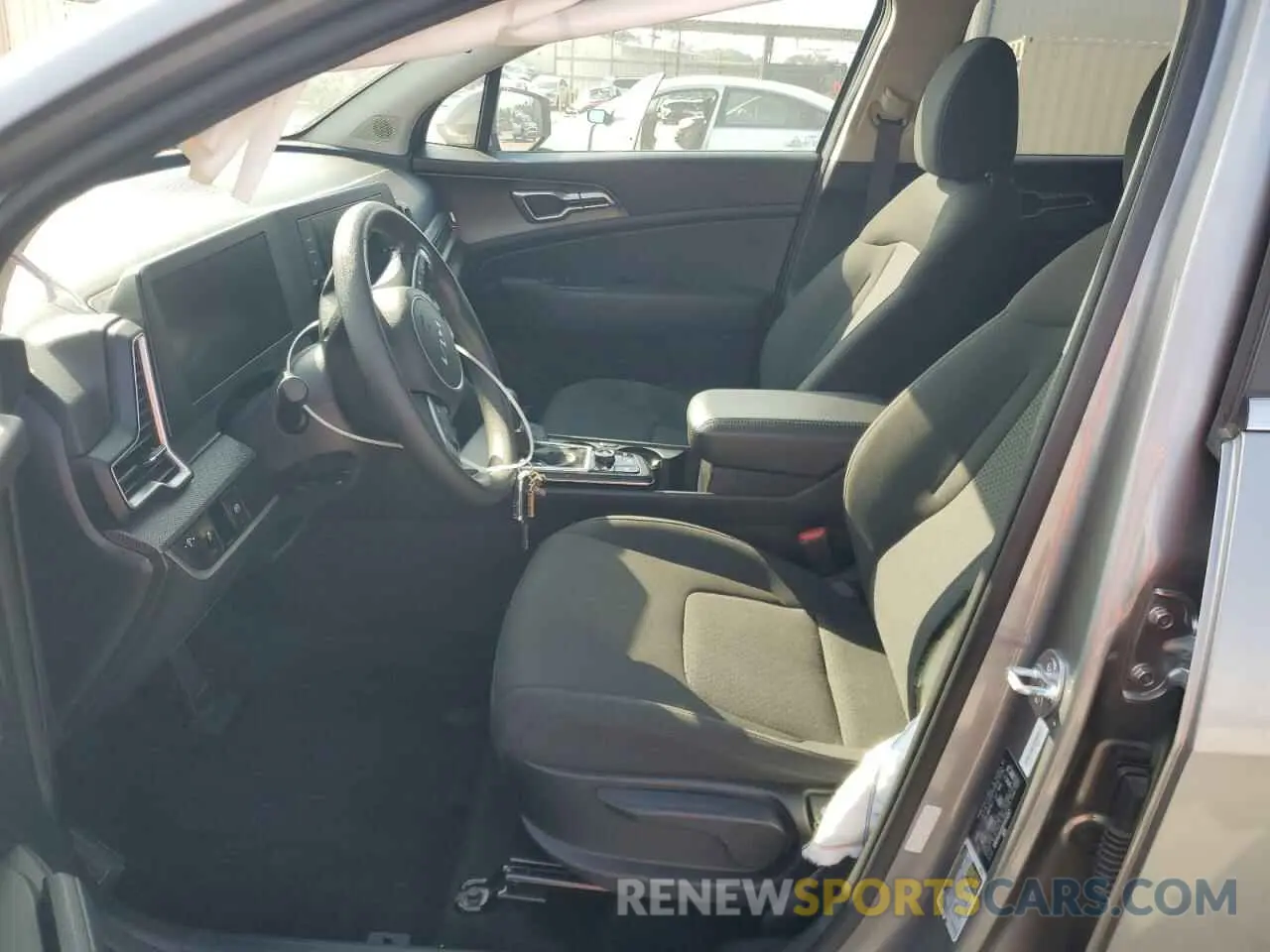 7 fotografías del automóvil dañado KNDPU3AF0P7133267 KIA SPORTAGE 2023