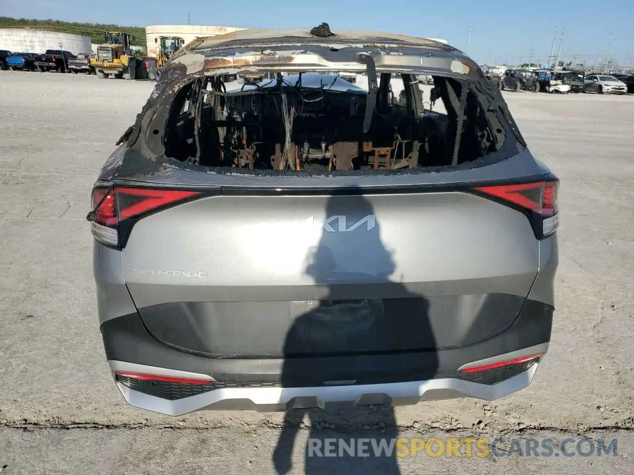 6 fotografías del automóvil dañado KNDPU3AF0P7163210 KIA SPORTAGE 2023