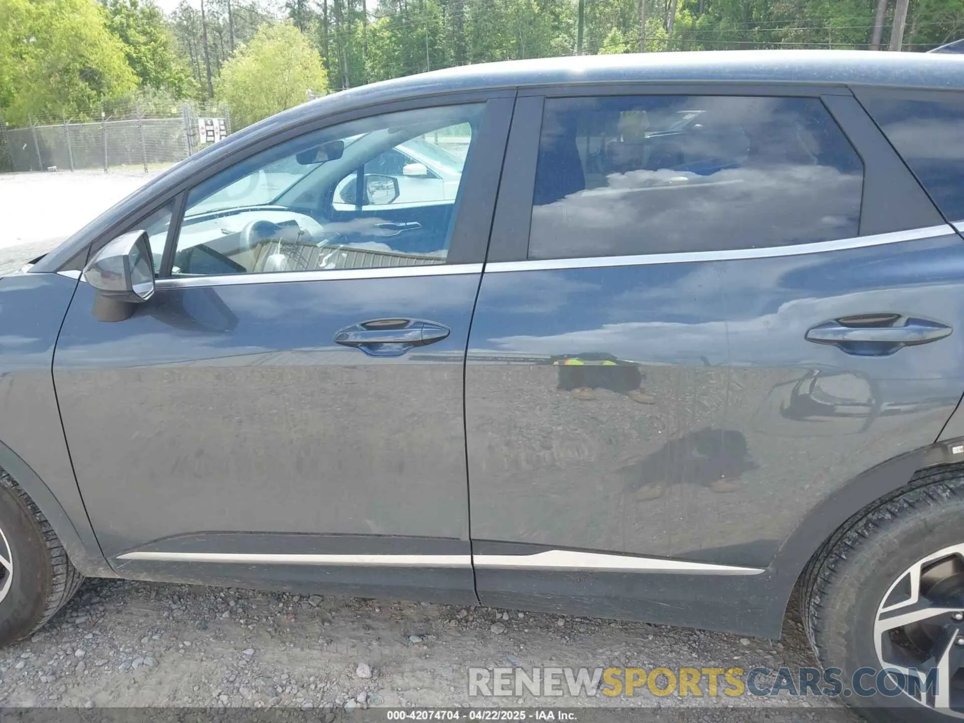 14 fotografías del automóvil dañado KNDPU3AF1P7068008 KIA SPORTAGE 2023