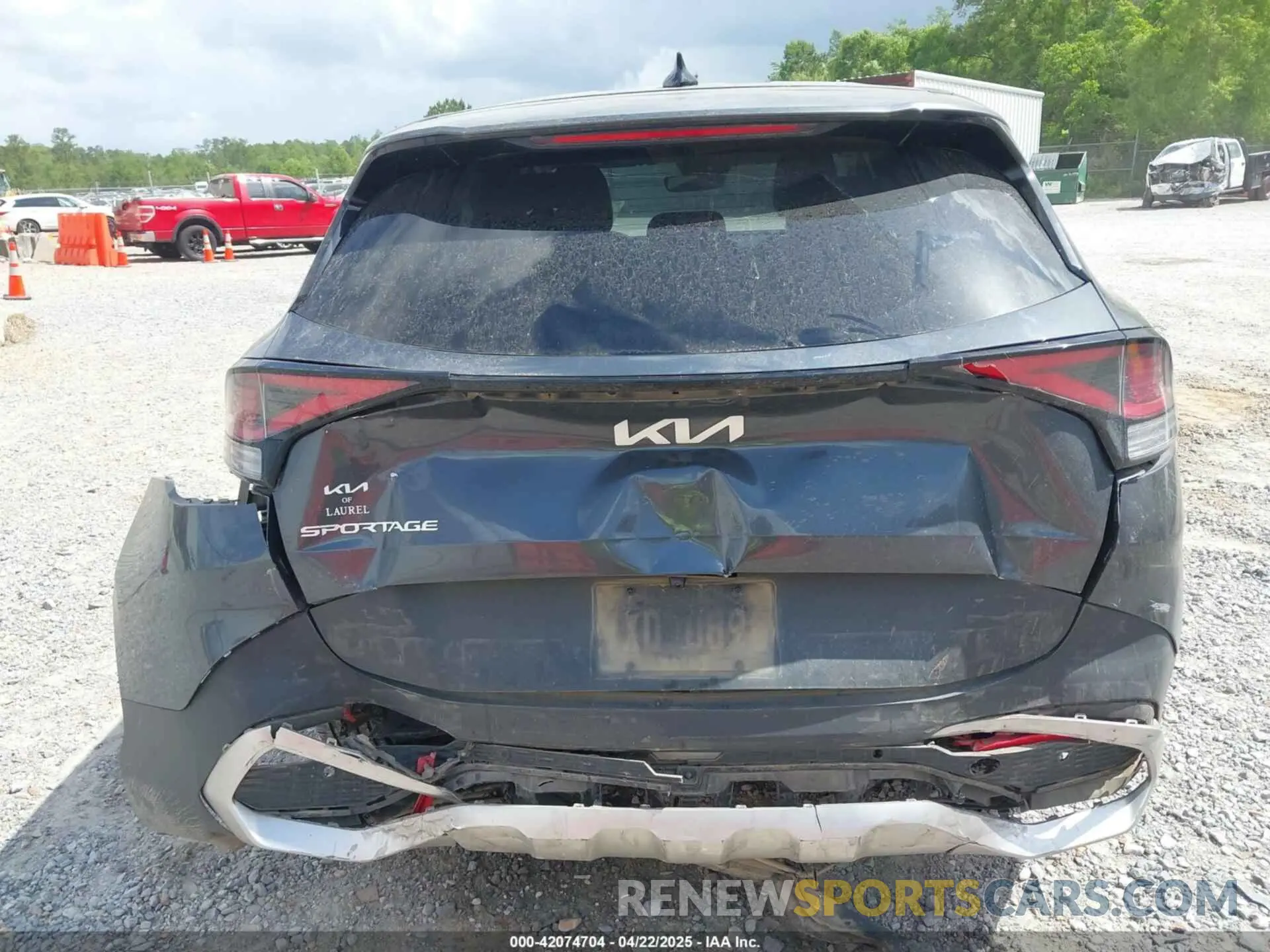 16 fotografías del automóvil dañado KNDPU3AF1P7068008 KIA SPORTAGE 2023