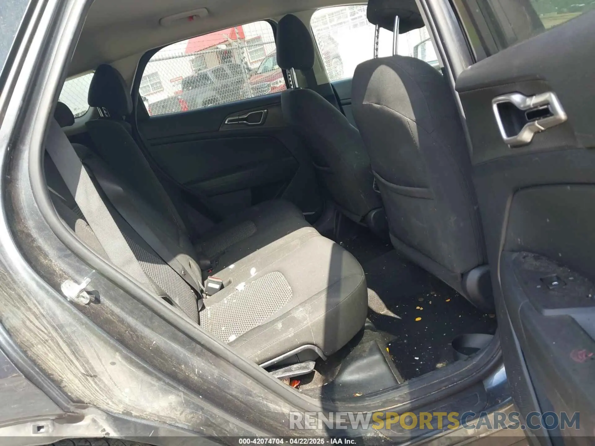 8 fotografías del automóvil dañado KNDPU3AF1P7068008 KIA SPORTAGE 2023