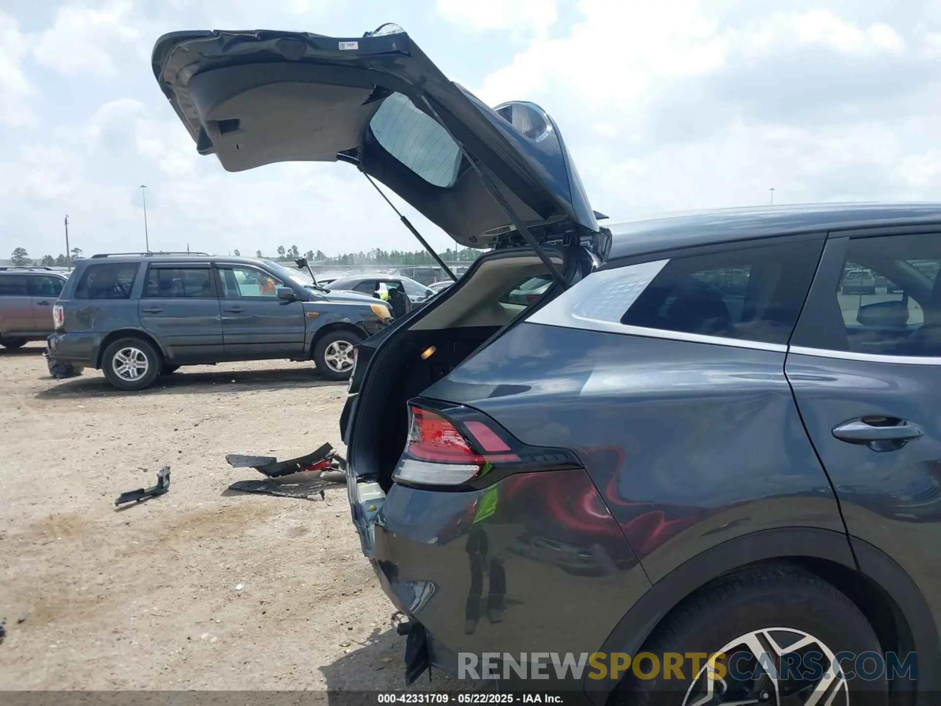 18 fotografías del automóvil dañado KNDPU3AF1P7167072 KIA SPORTAGE 2023