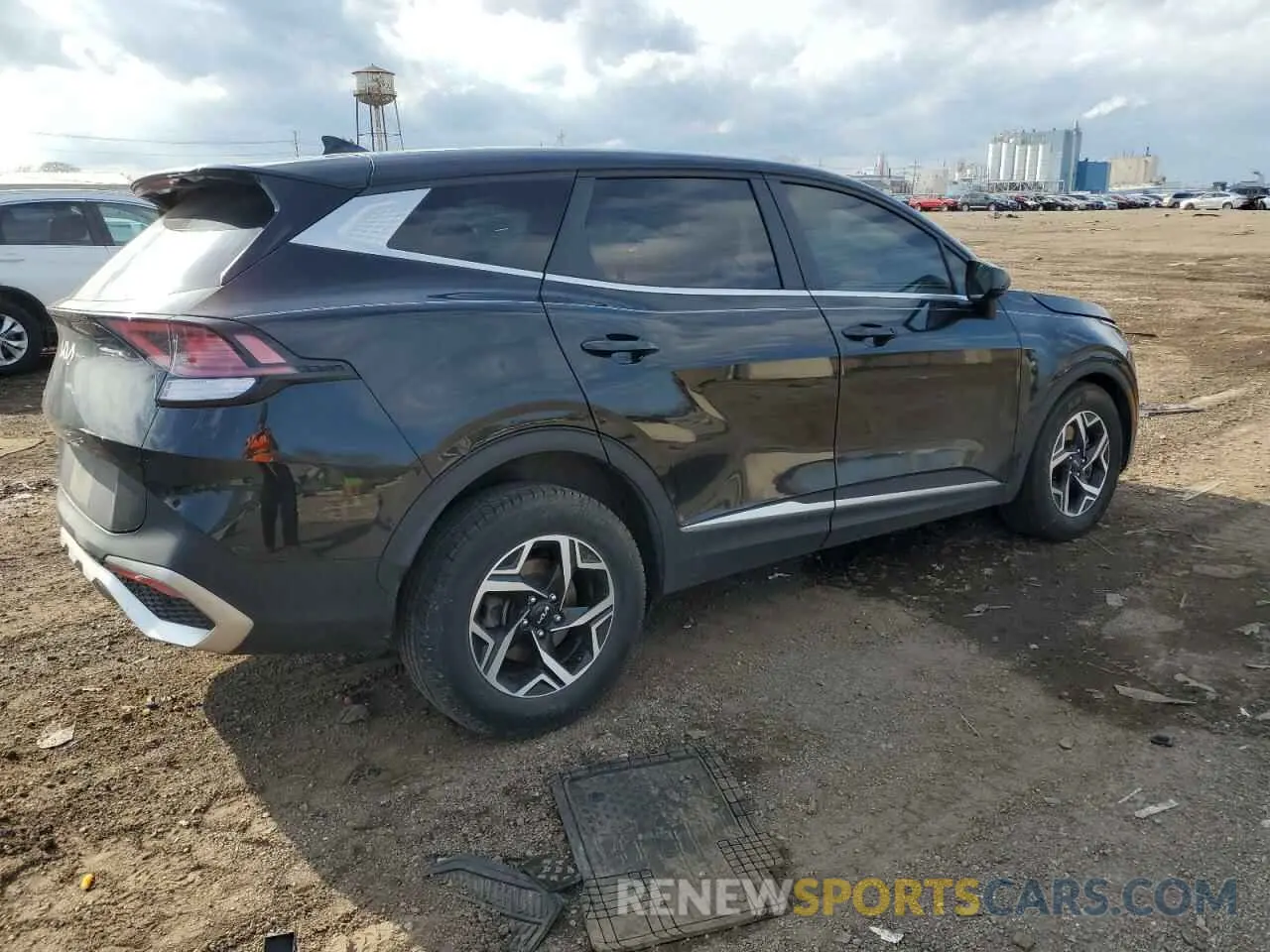 3 fotografías del automóvil dañado KNDPU3AF2P7067756 KIA SPORTAGE 2023