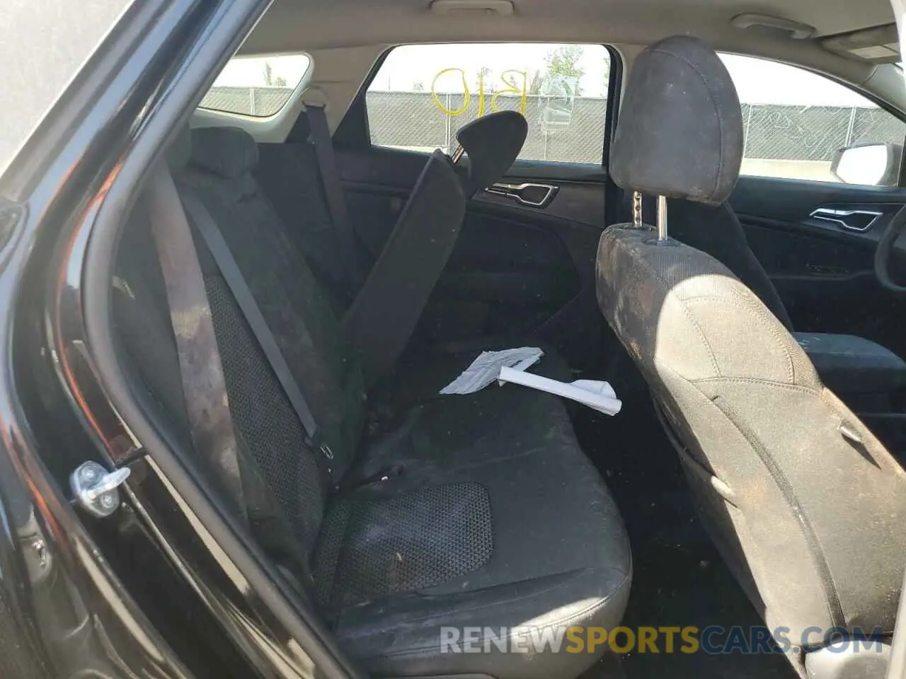 11 fotografías del automóvil dañado KNDPU3AF2P7176654 KIA SPORTAGE 2023