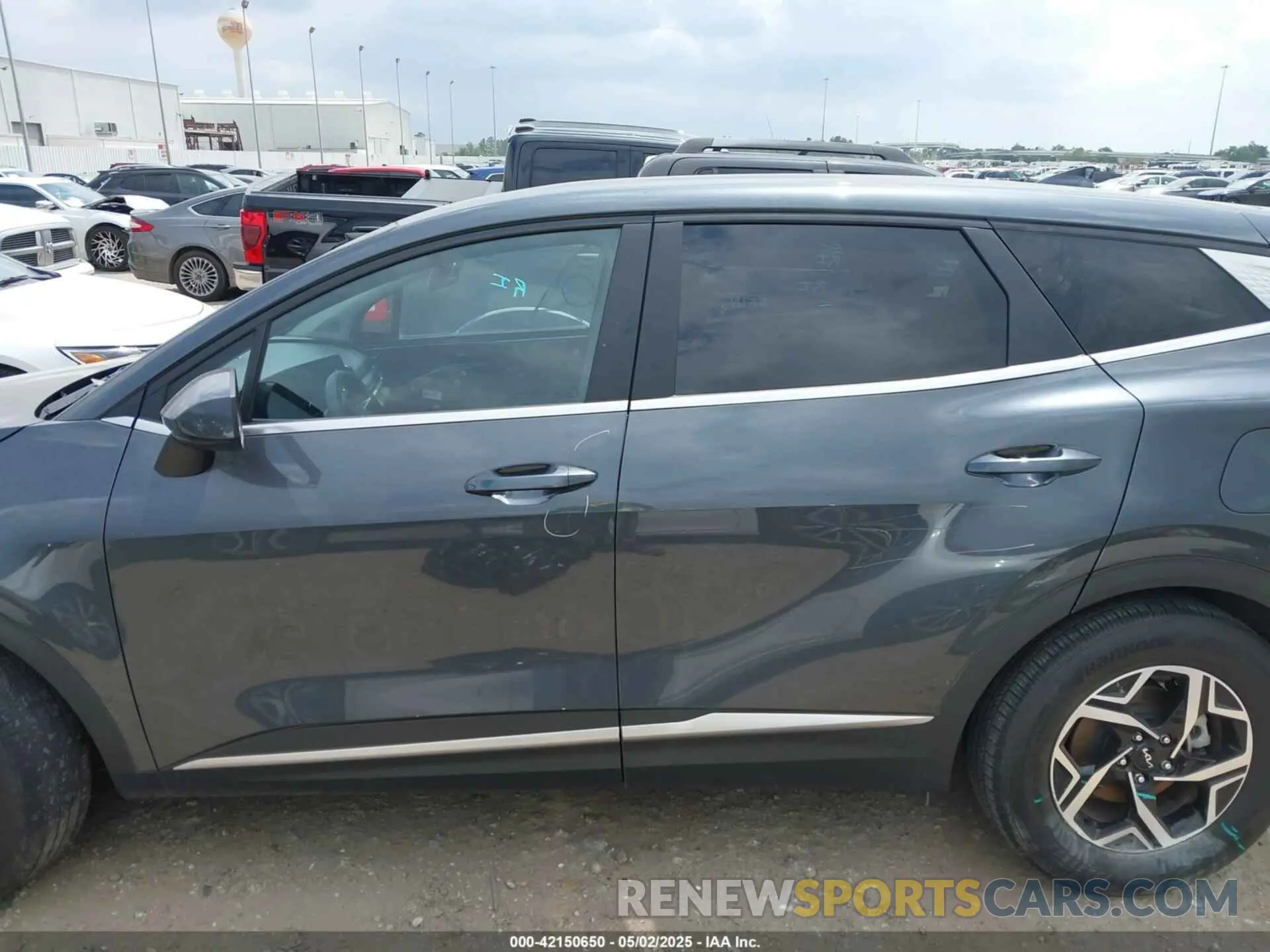 15 fotografías del automóvil dañado KNDPU3AF3P7097381 KIA SPORTAGE 2023