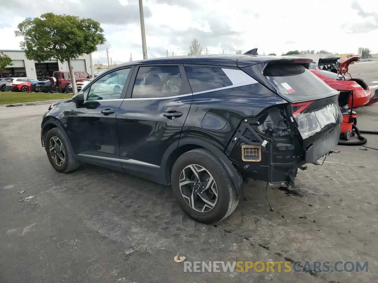 2 fotografías del automóvil dañado KNDPU3AF3P7145168 KIA SPORTAGE 2023
