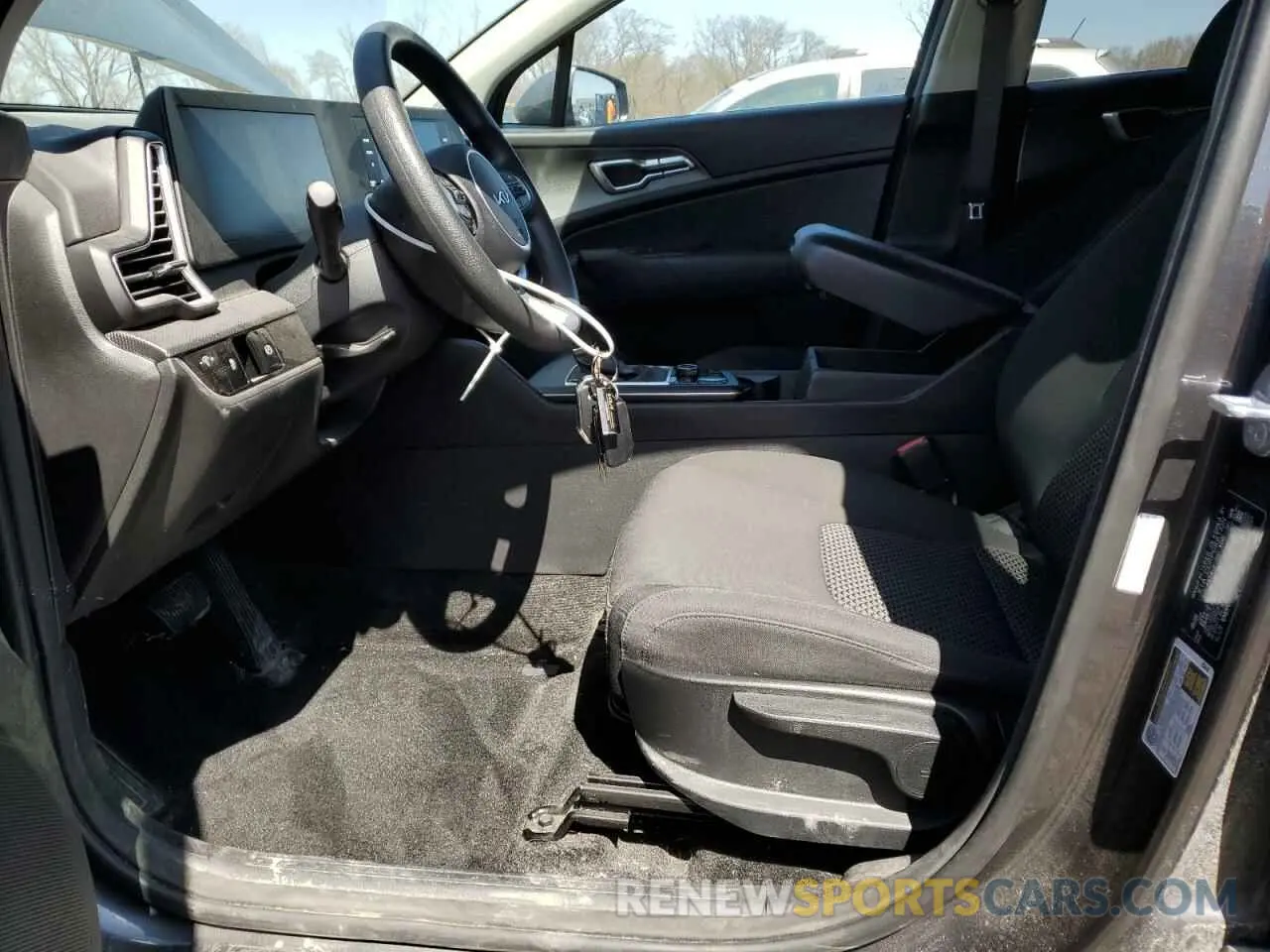 7 fotografías del automóvil dañado KNDPU3AF3P7149995 KIA SPORTAGE 2023