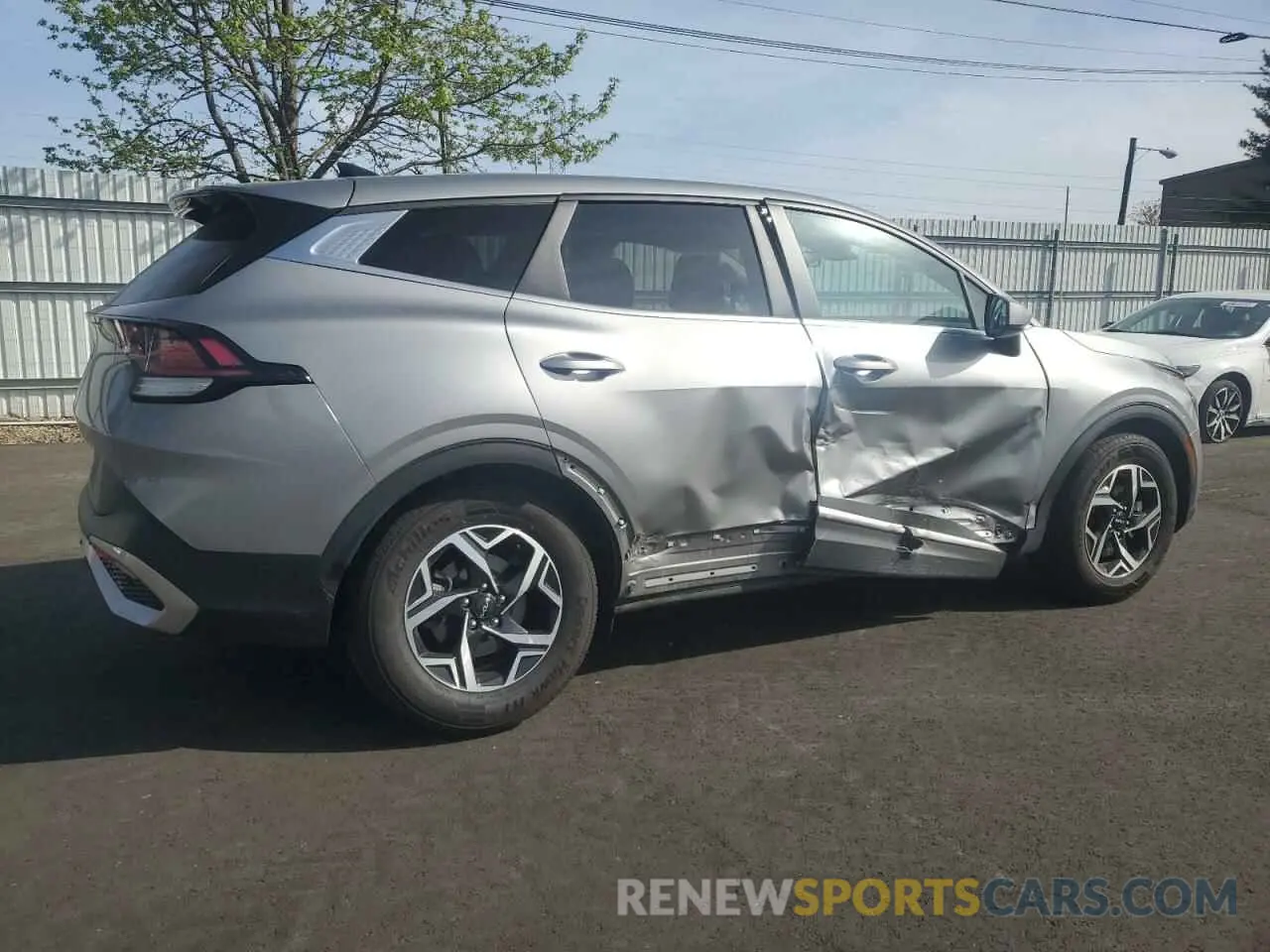 3 fotografías del automóvil dañado KNDPU3AF3P7163413 KIA SPORTAGE 2023