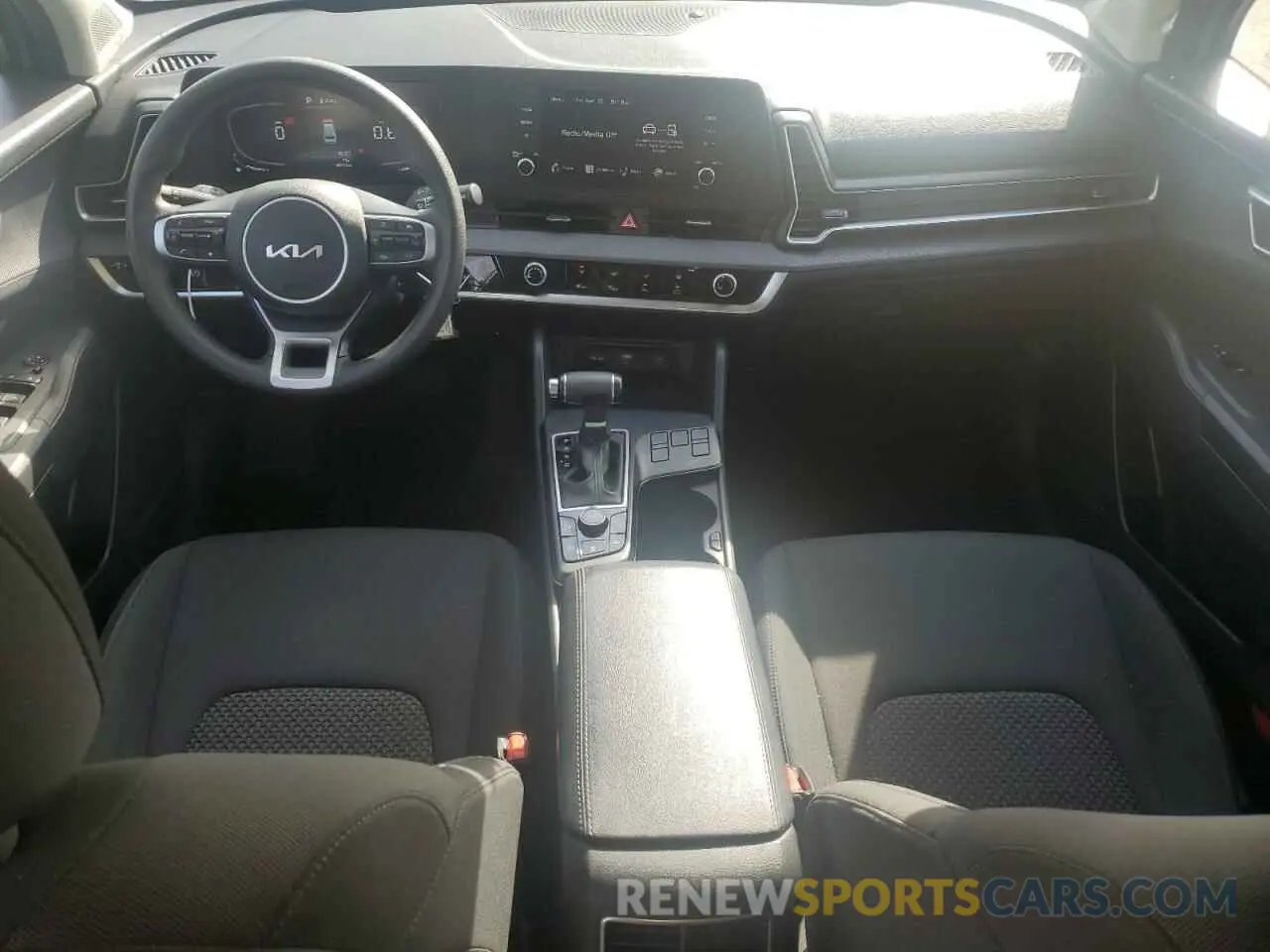 8 fotografías del automóvil dañado KNDPU3AF3P7163413 KIA SPORTAGE 2023