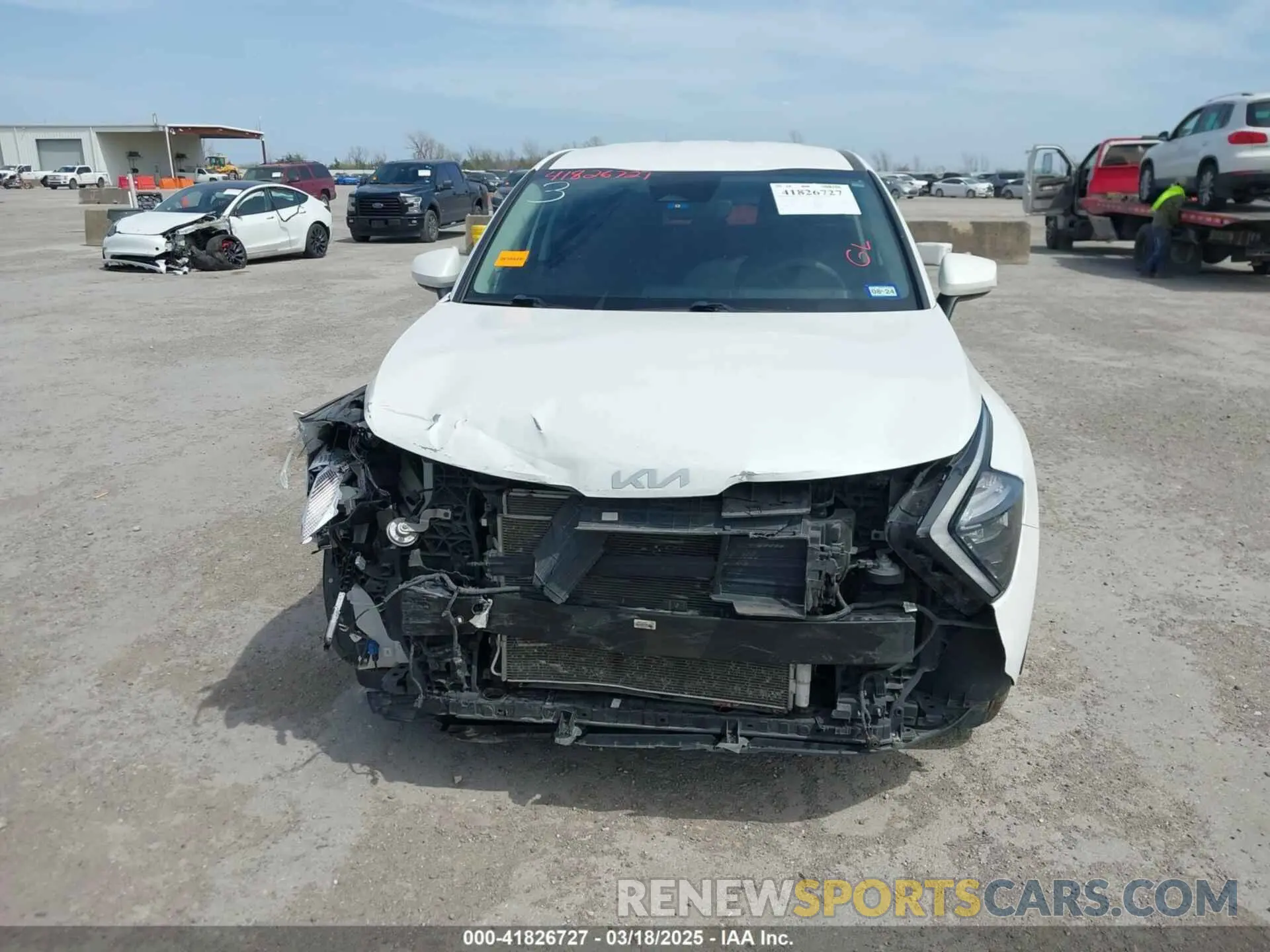 12 fotografías del automóvil dañado KNDPU3AF4P7036248 KIA SPORTAGE 2023