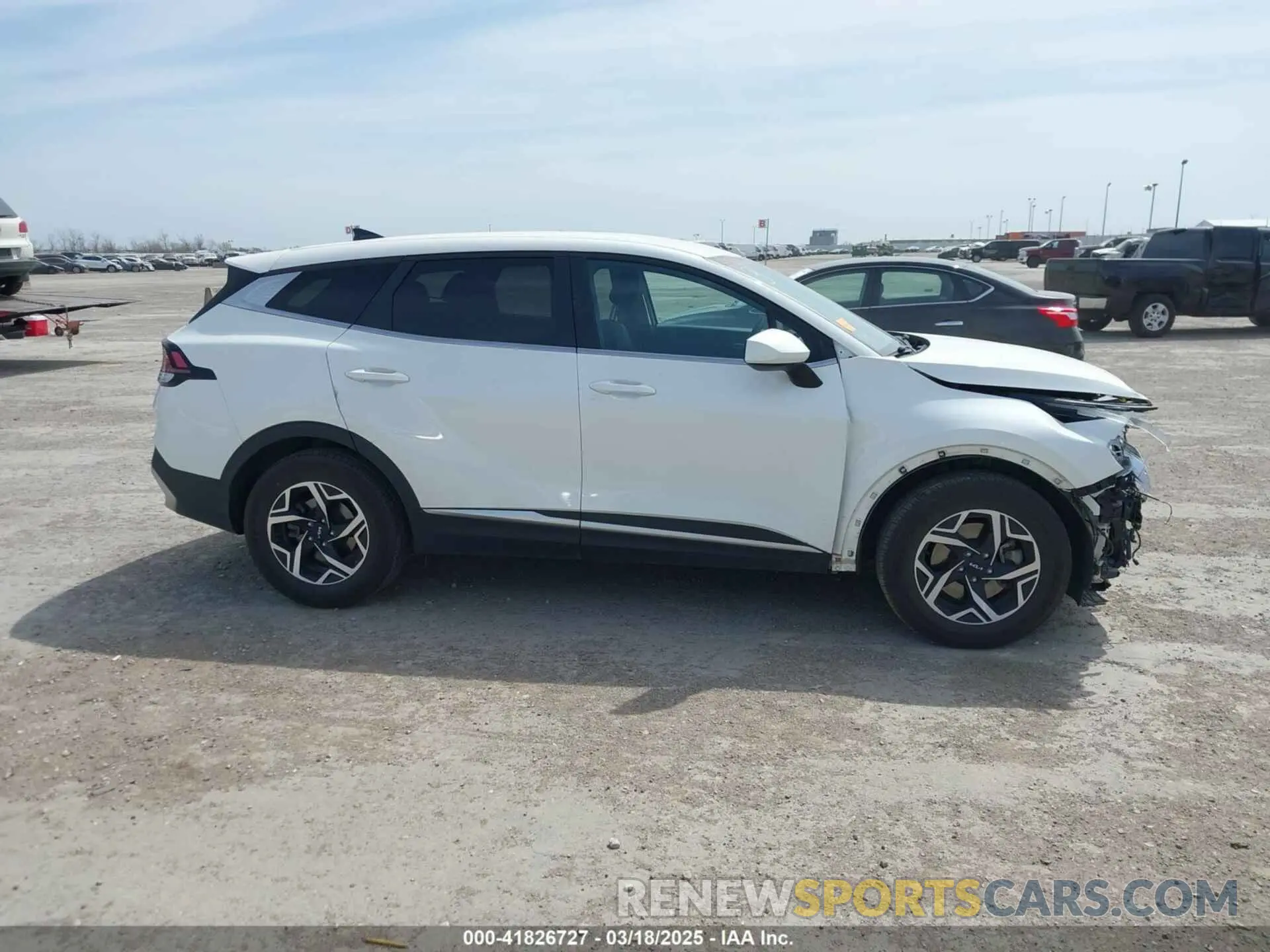 13 fotografías del automóvil dañado KNDPU3AF4P7036248 KIA SPORTAGE 2023