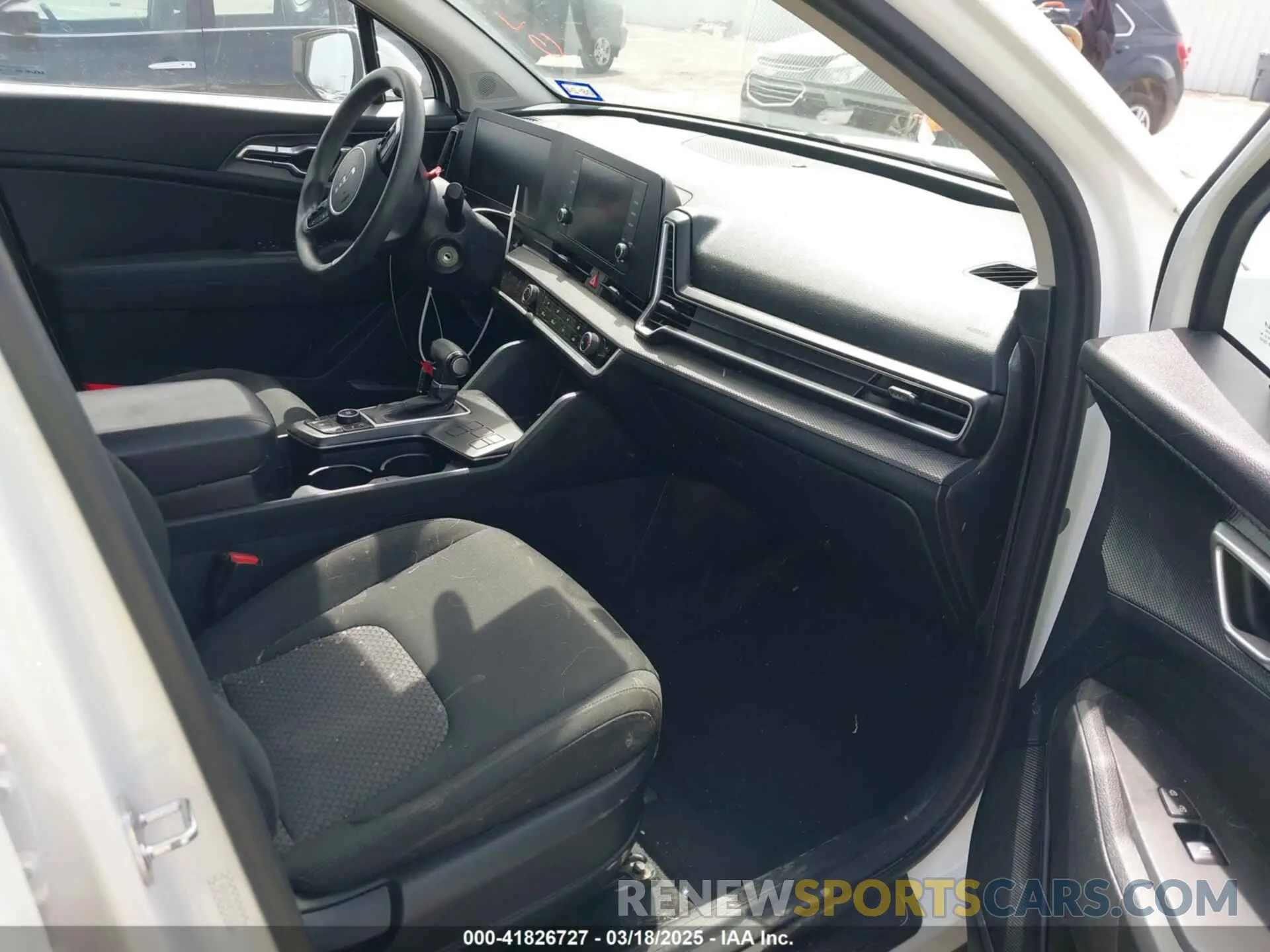 5 fotografías del automóvil dañado KNDPU3AF4P7036248 KIA SPORTAGE 2023