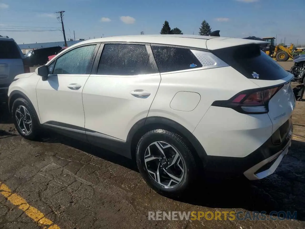 2 fotografías del automóvil dañado KNDPU3AF4P7095123 KIA SPORTAGE 2023