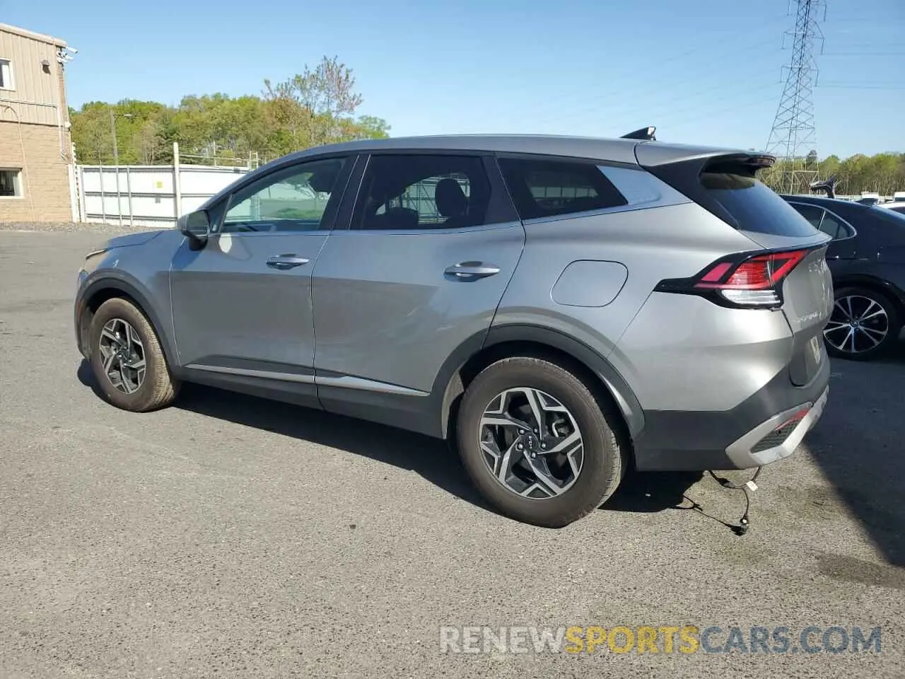 2 fotografías del automóvil dañado KNDPU3AF4P7118366 KIA SPORTAGE 2023