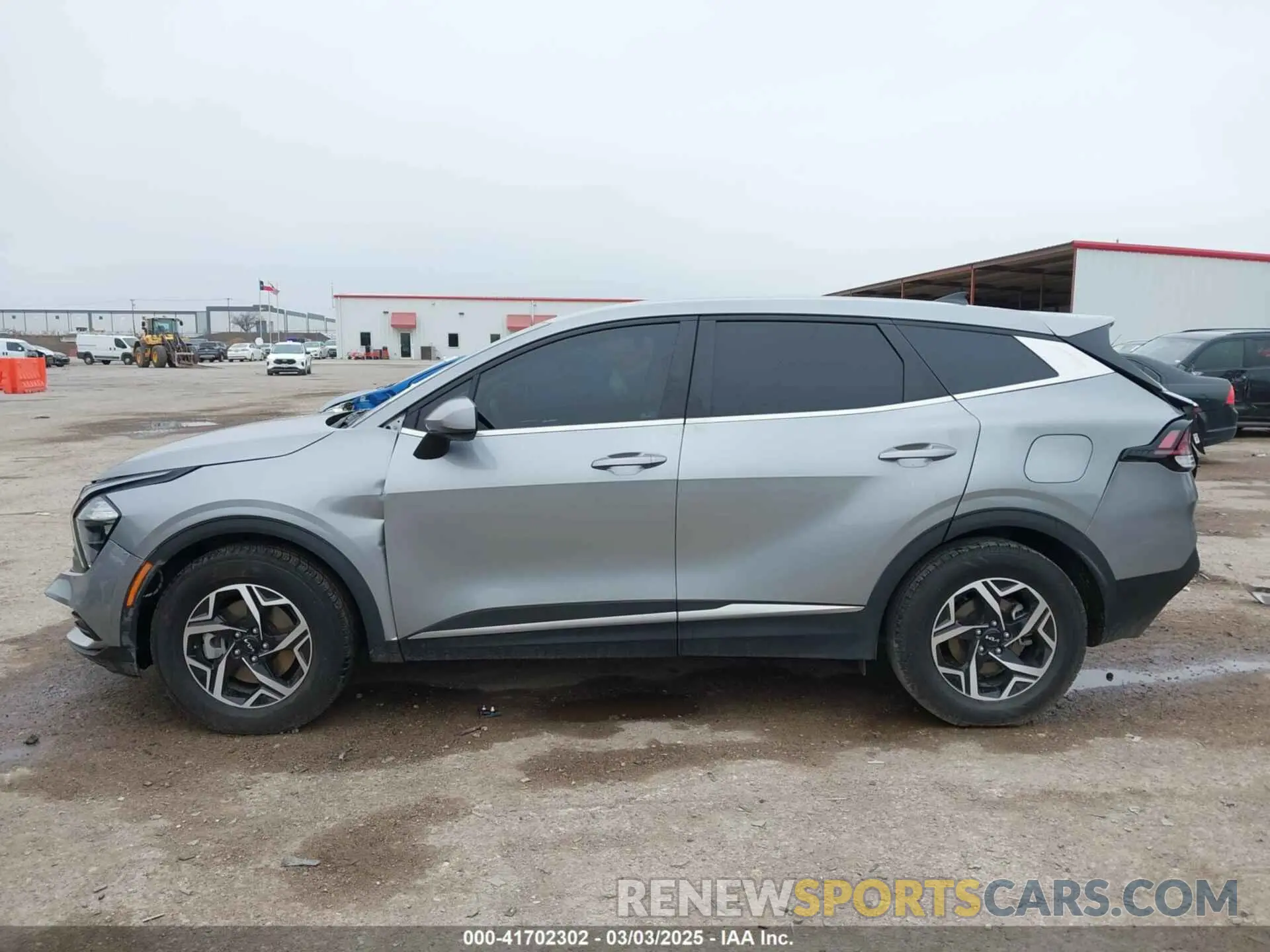 14 fotografías del automóvil dañado KNDPU3AF4P7131201 KIA SPORTAGE 2023