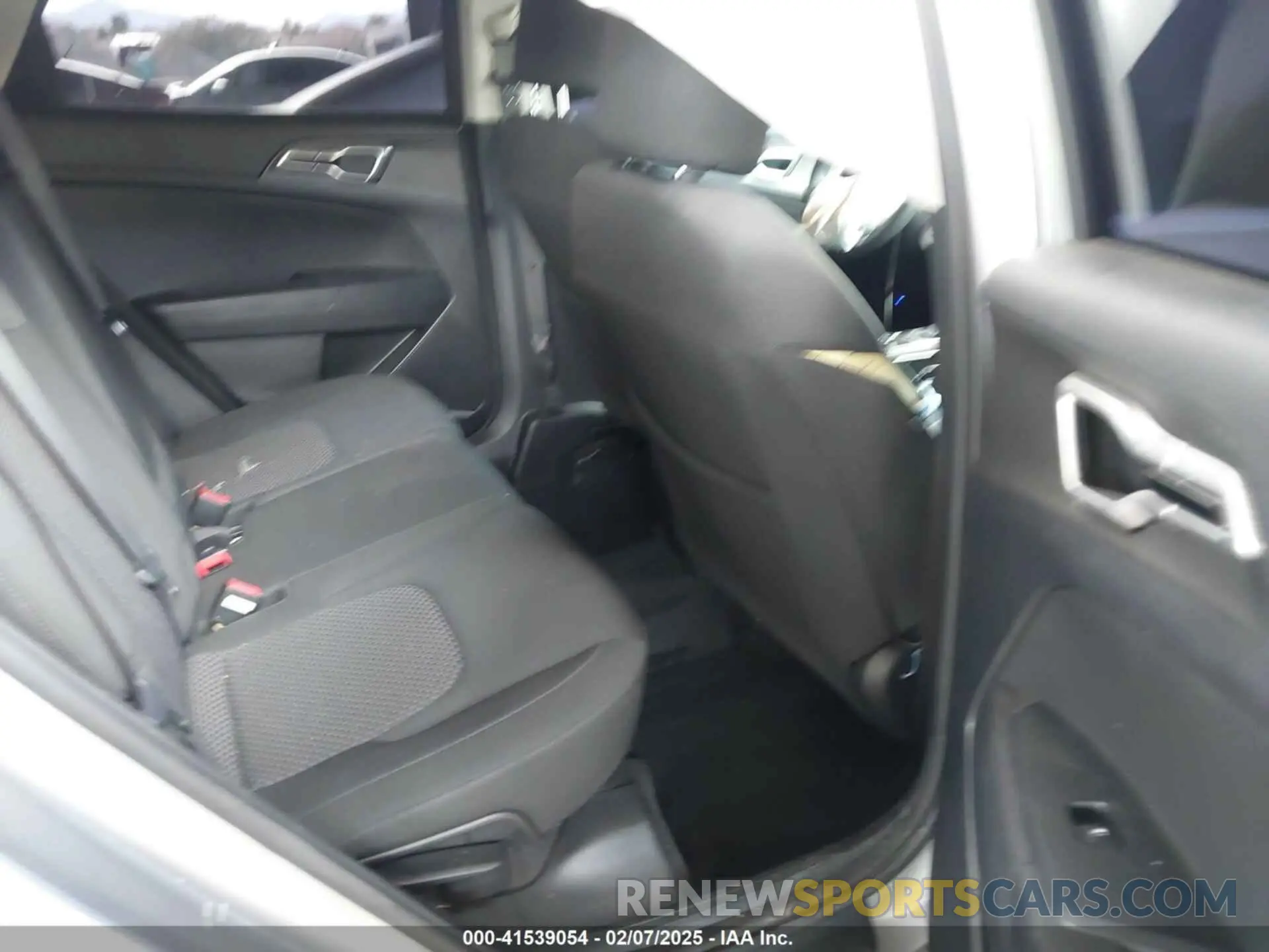 8 fotografías del automóvil dañado KNDPU3AF5P7086785 KIA SPORTAGE 2023