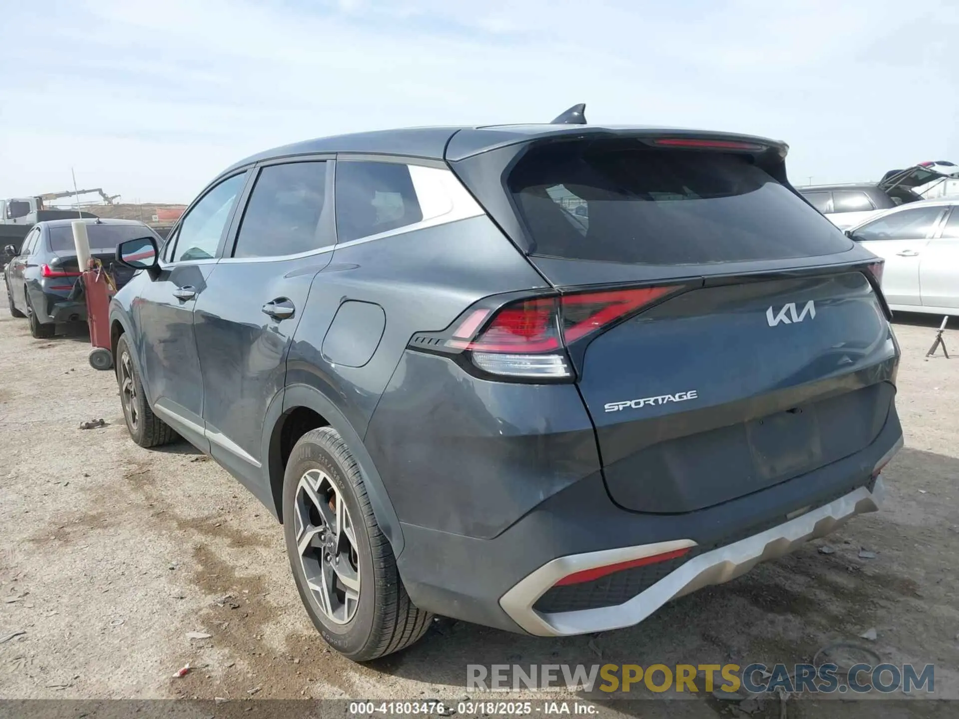 3 fotografías del automóvil dañado KNDPU3AF7P7037040 KIA SPORTAGE 2023