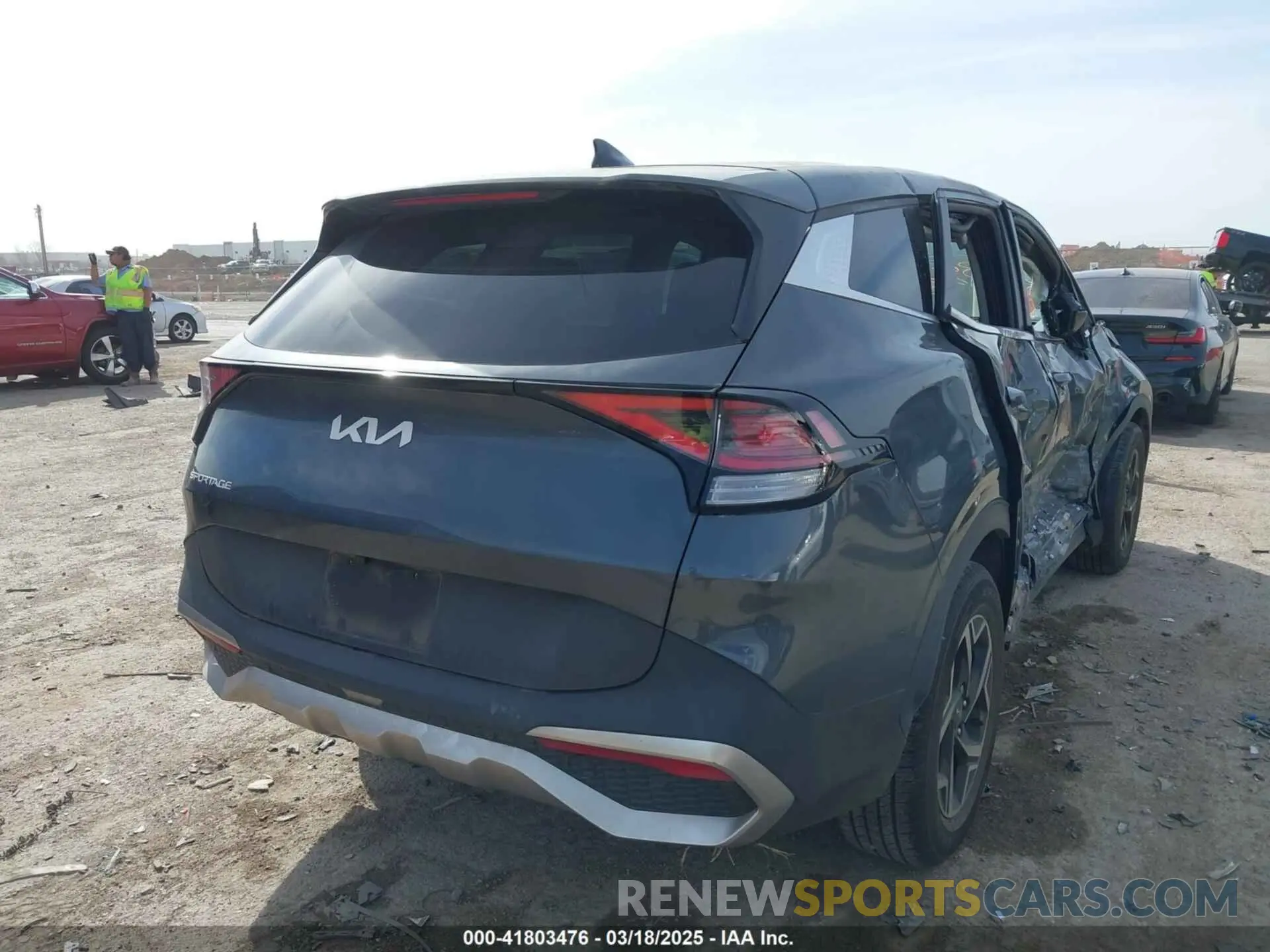 4 fotografías del automóvil dañado KNDPU3AF7P7037040 KIA SPORTAGE 2023