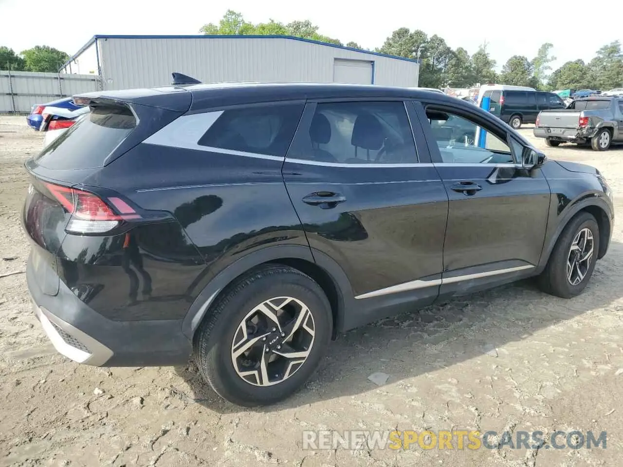 3 fotografías del automóvil dañado KNDPU3AF7P7042237 KIA SPORTAGE 2023
