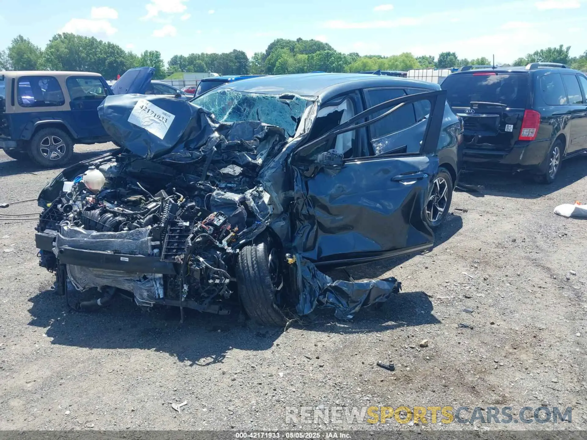 2 fotografías del automóvil dañado KNDPU3AF7P7066327 KIA SPORTAGE 2023