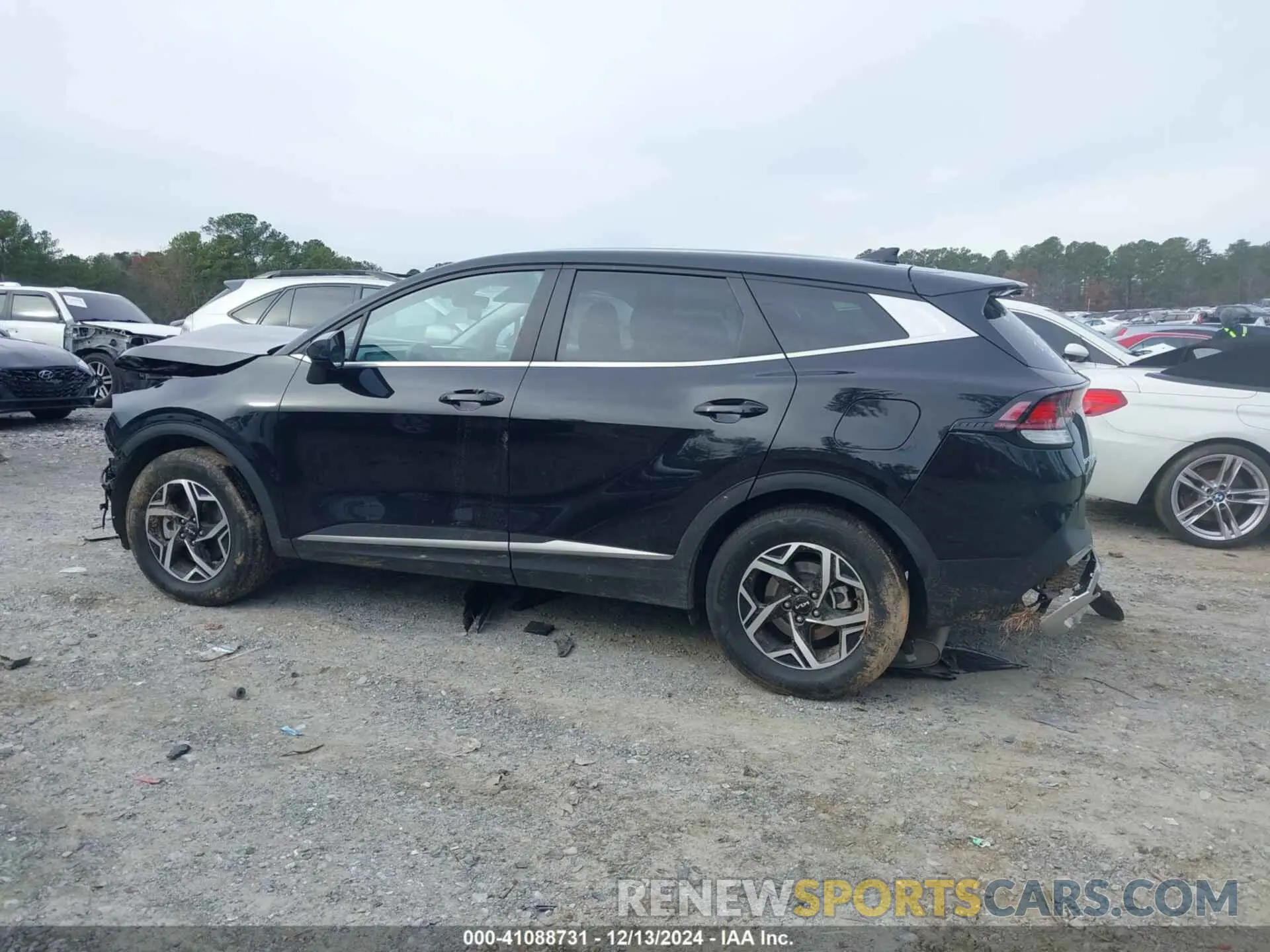 14 fotografías del automóvil dañado KNDPU3AF7P7136246 KIA SPORTAGE 2023