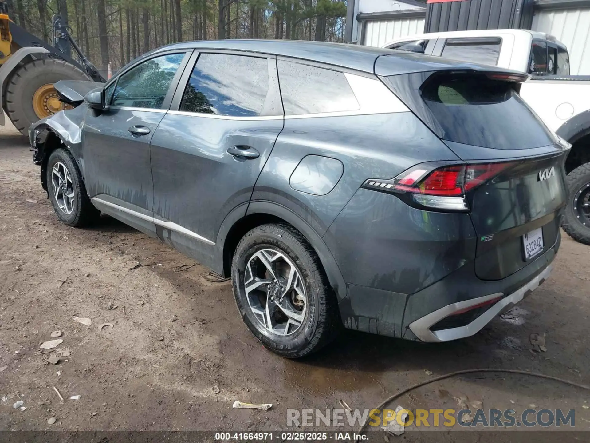 3 fotografías del automóvil dañado KNDPU3AFXP7131719 KIA SPORTAGE 2023
