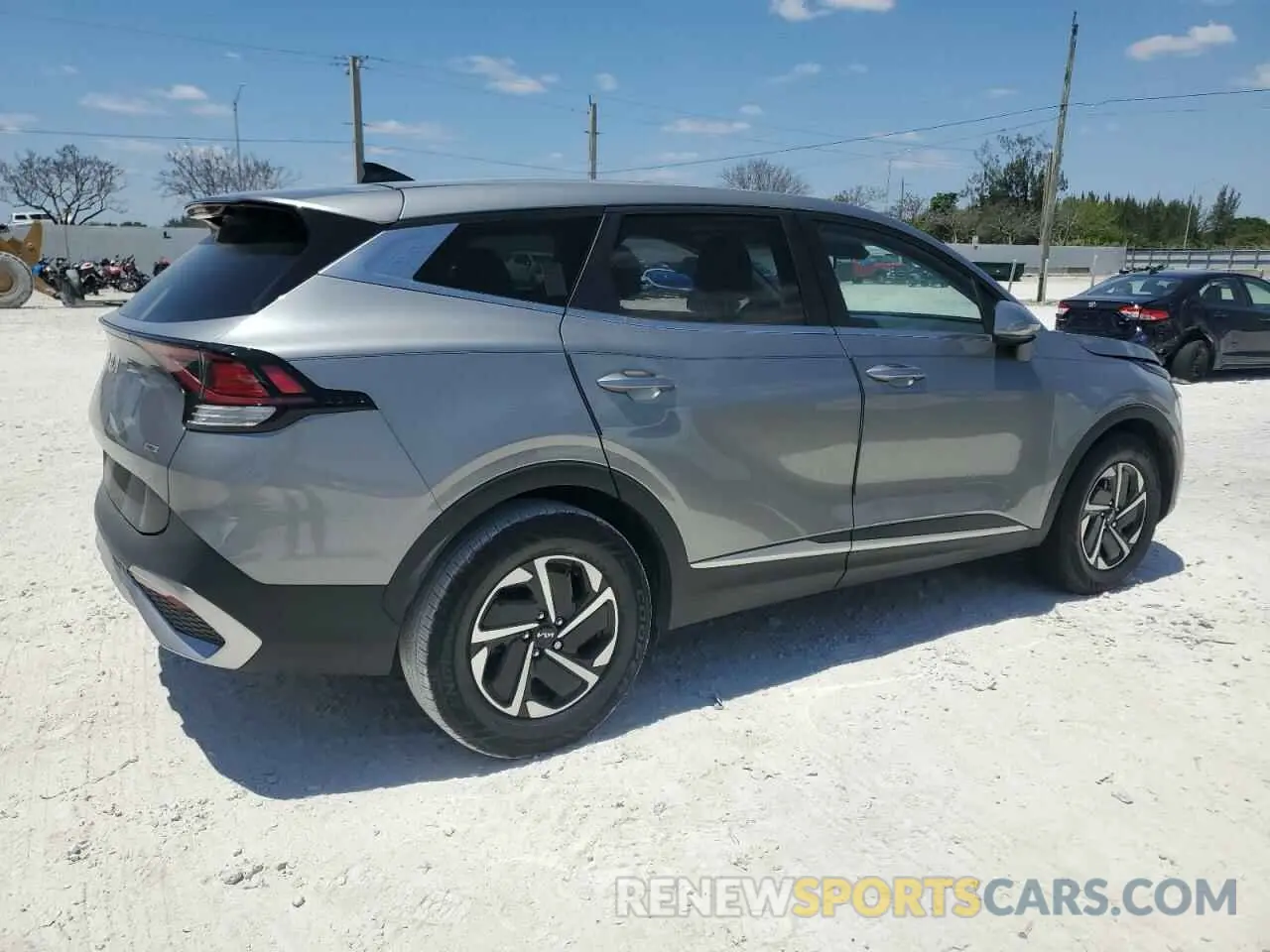 3 fotografías del automóvil dañado KNDPU3AG2P7104264 KIA SPORTAGE 2023