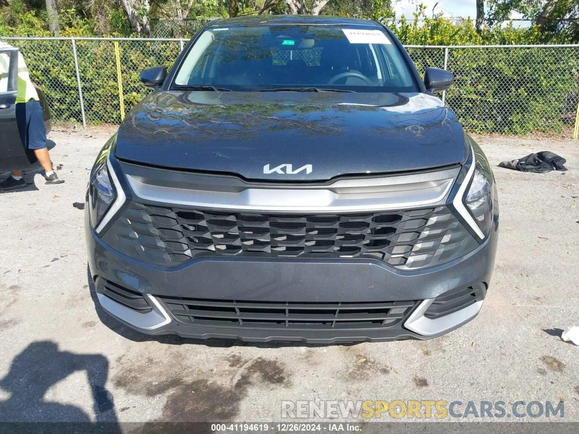 12 fotografías del automóvil dañado KNDPUCAF0P7133124 KIA SPORTAGE 2023
