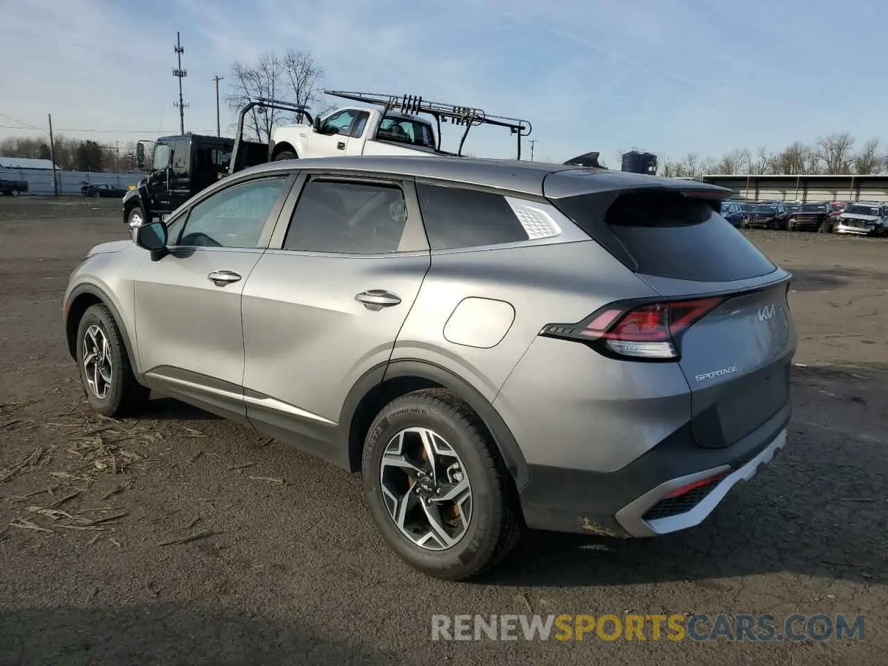 2 fotografías del automóvil dañado KNDPUCAF2P7135814 KIA SPORTAGE 2023