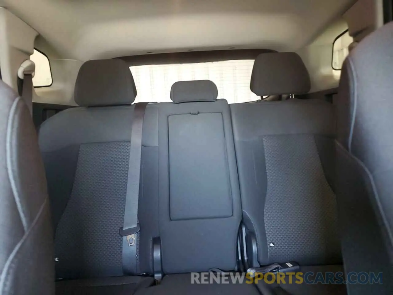 10 fotografías del automóvil dañado KNDPUCAF2P7163239 KIA SPORTAGE 2023