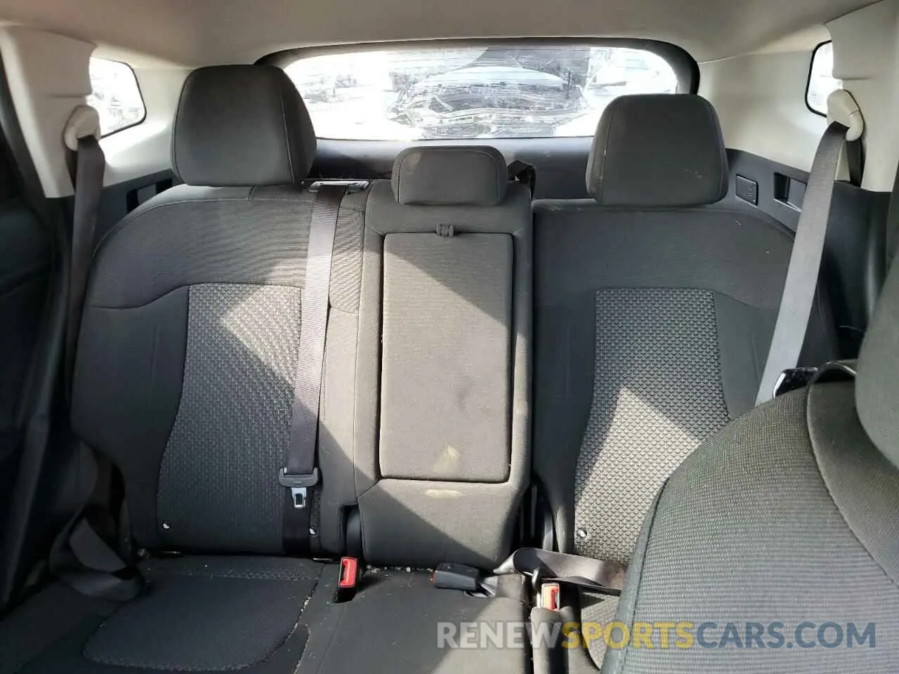 10 fotografías del automóvil dañado KNDPUCAF3P7196394 KIA SPORTAGE 2023