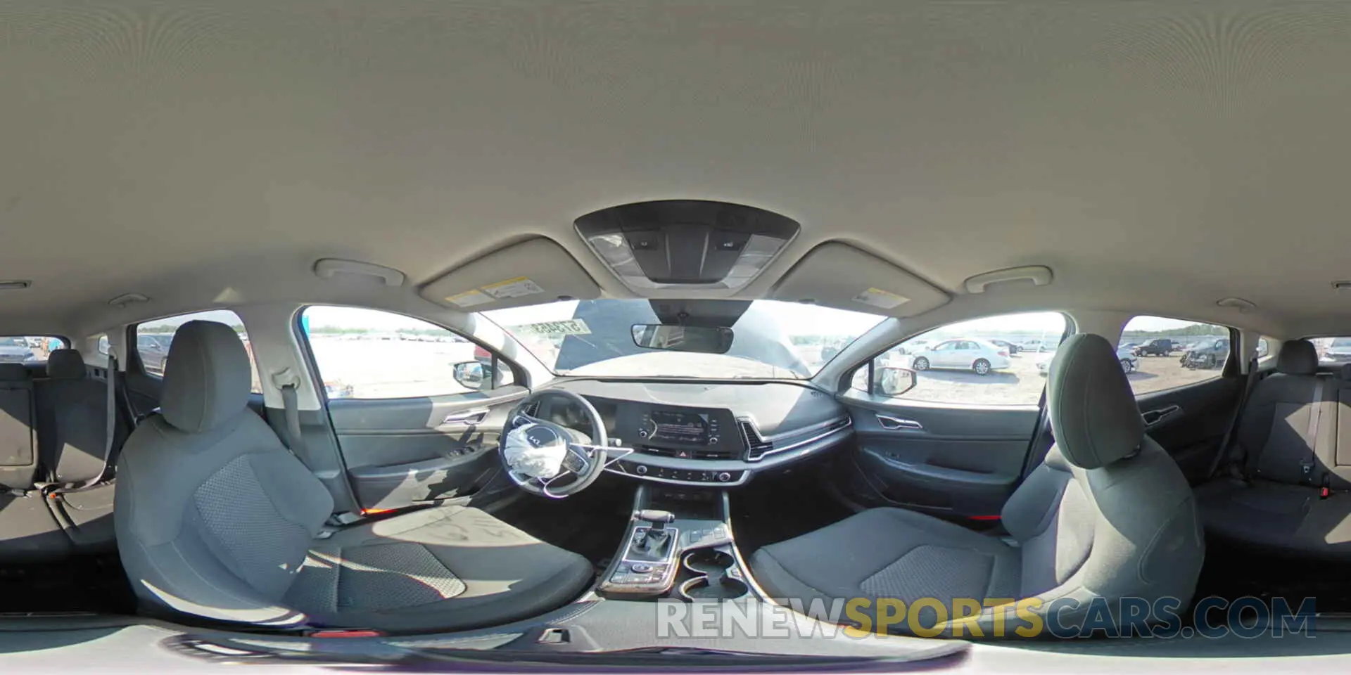 15 fotografías del automóvil dañado KNDPUCAF3P7196394 KIA SPORTAGE 2023