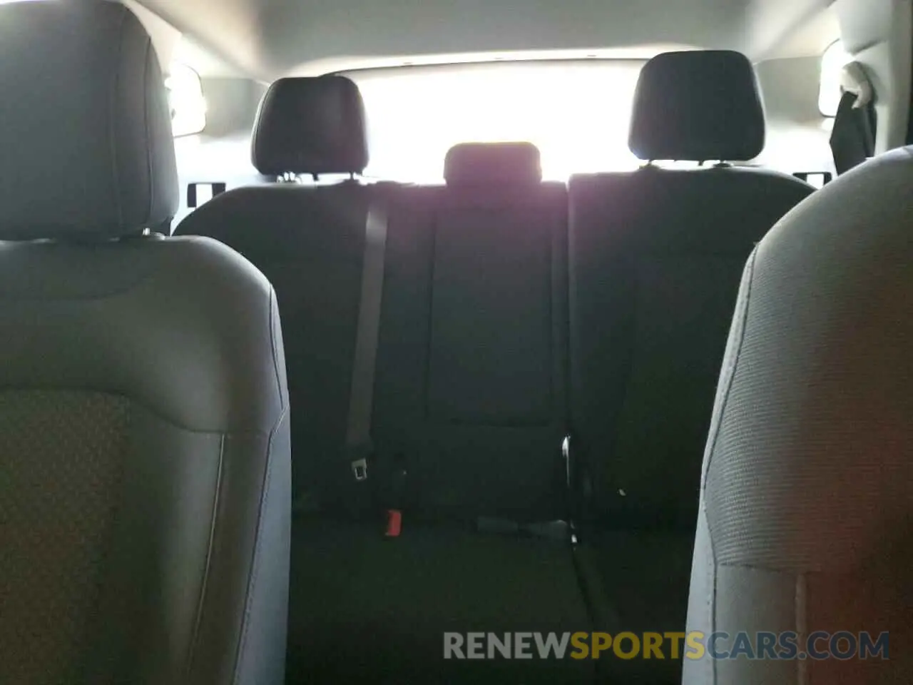 10 fotografías del automóvil dañado KNDPUCAF4P7152307 KIA SPORTAGE 2023