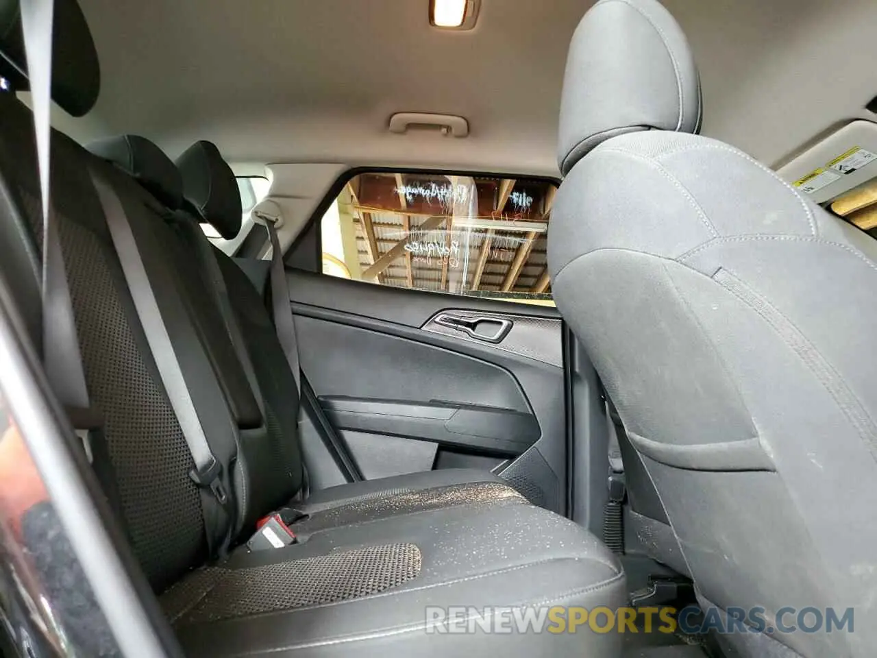 11 fotografías del automóvil dañado KNDPUCAF4P7152307 KIA SPORTAGE 2023