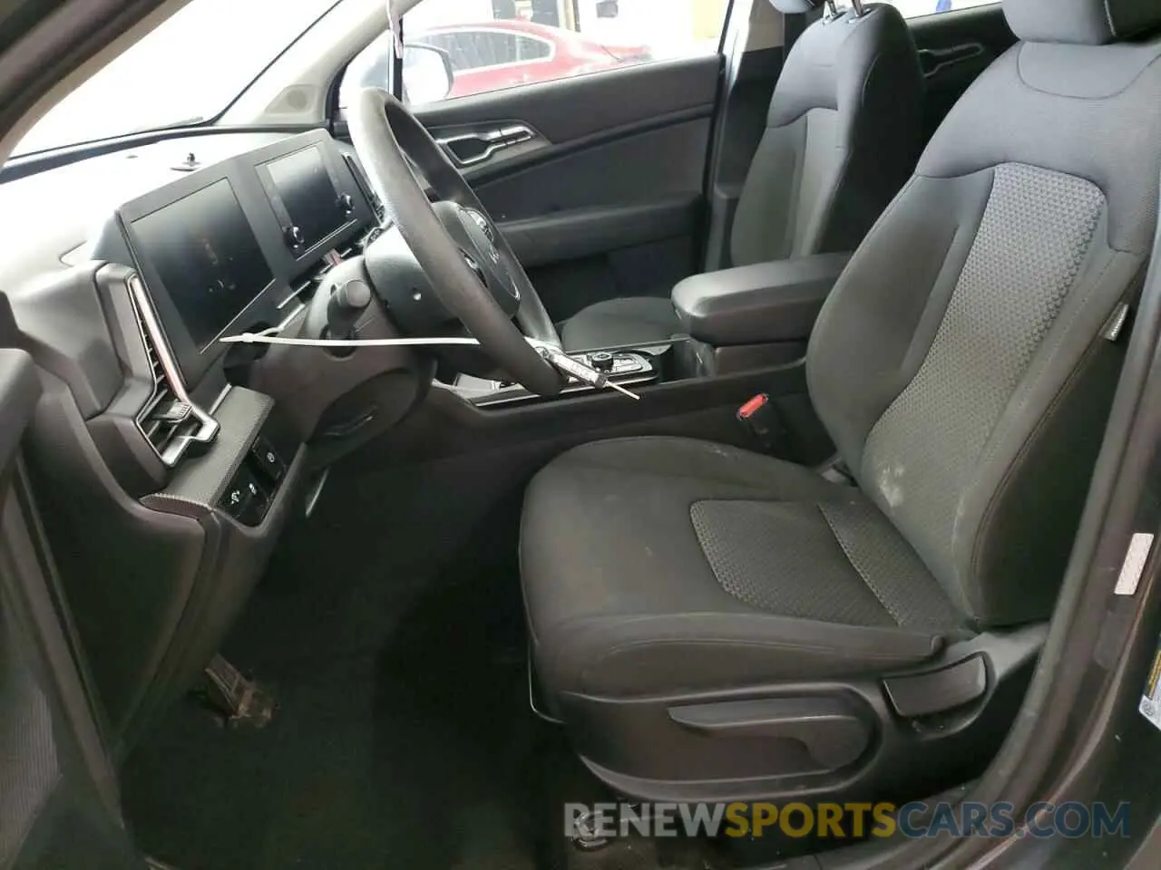 7 fotografías del automóvil dañado KNDPUCAF6P7211714 KIA SPORTAGE 2023