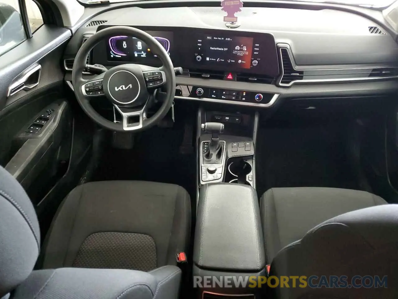 8 fotografías del automóvil dañado KNDPUCAF6P7211714 KIA SPORTAGE 2023