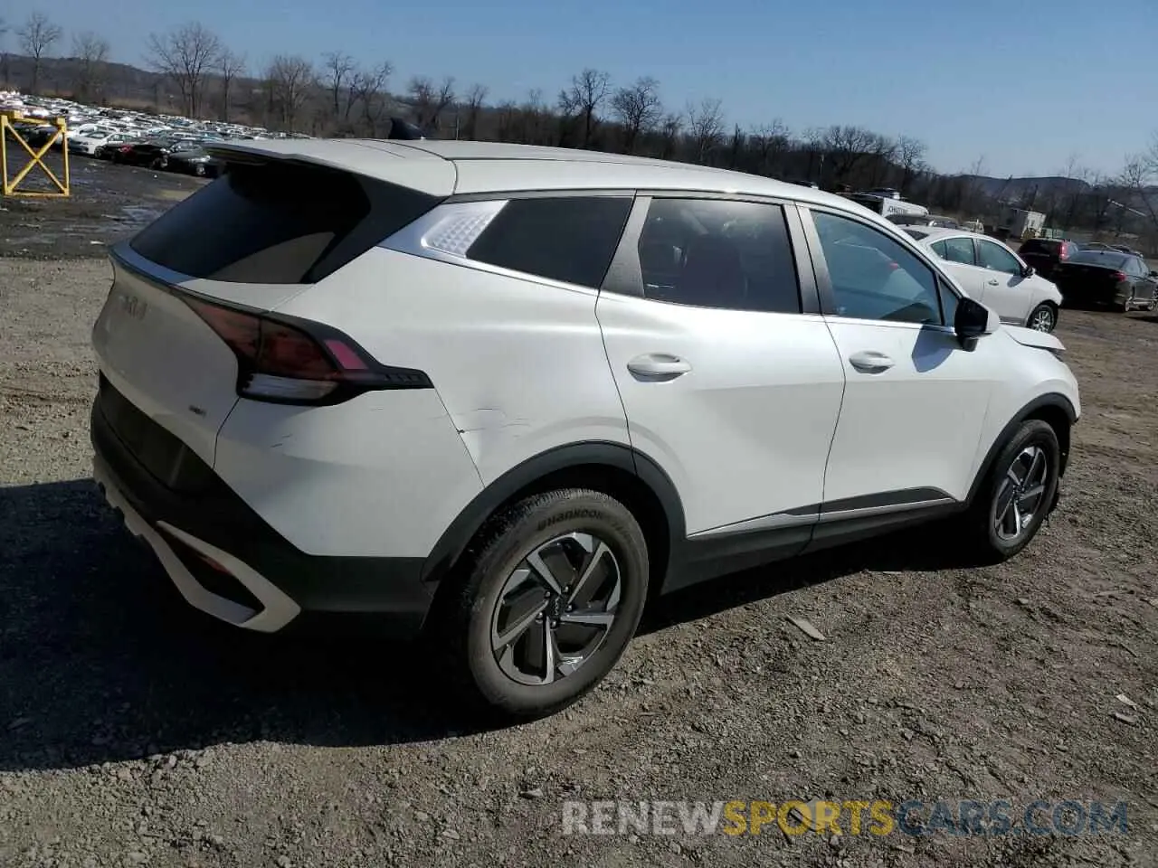 3 fotografías del automóvil dañado KNDPUCAG1P7063206 KIA SPORTAGE 2023