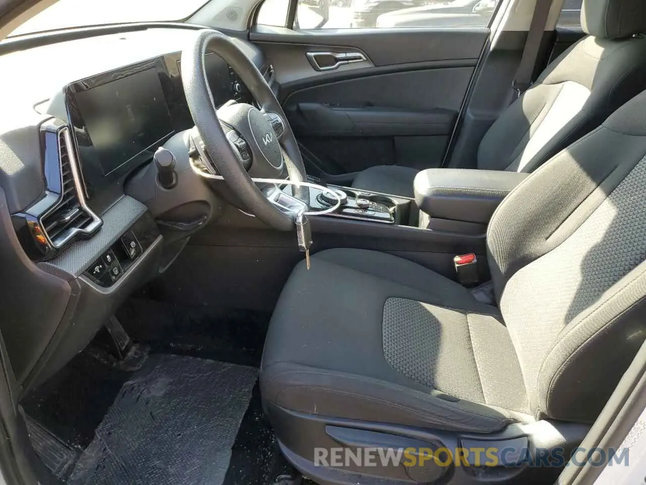 7 fotografías del automóvil dañado KNDPUCAG1P7063206 KIA SPORTAGE 2023