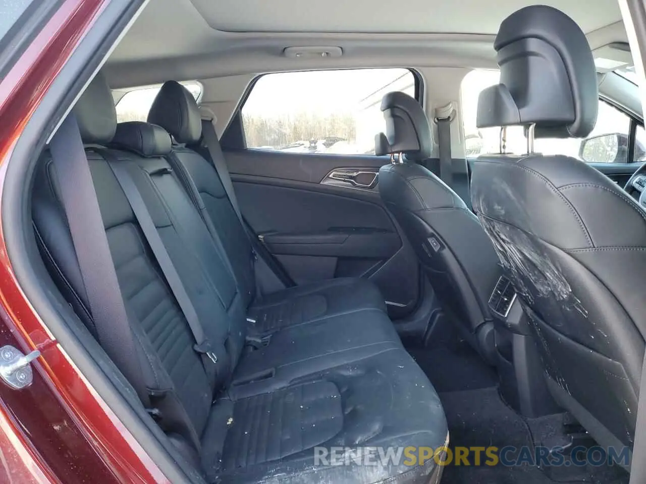 11 fotografías del automóvil dañado KNDPVCAF5P7194935 KIA SPORTAGE 2023