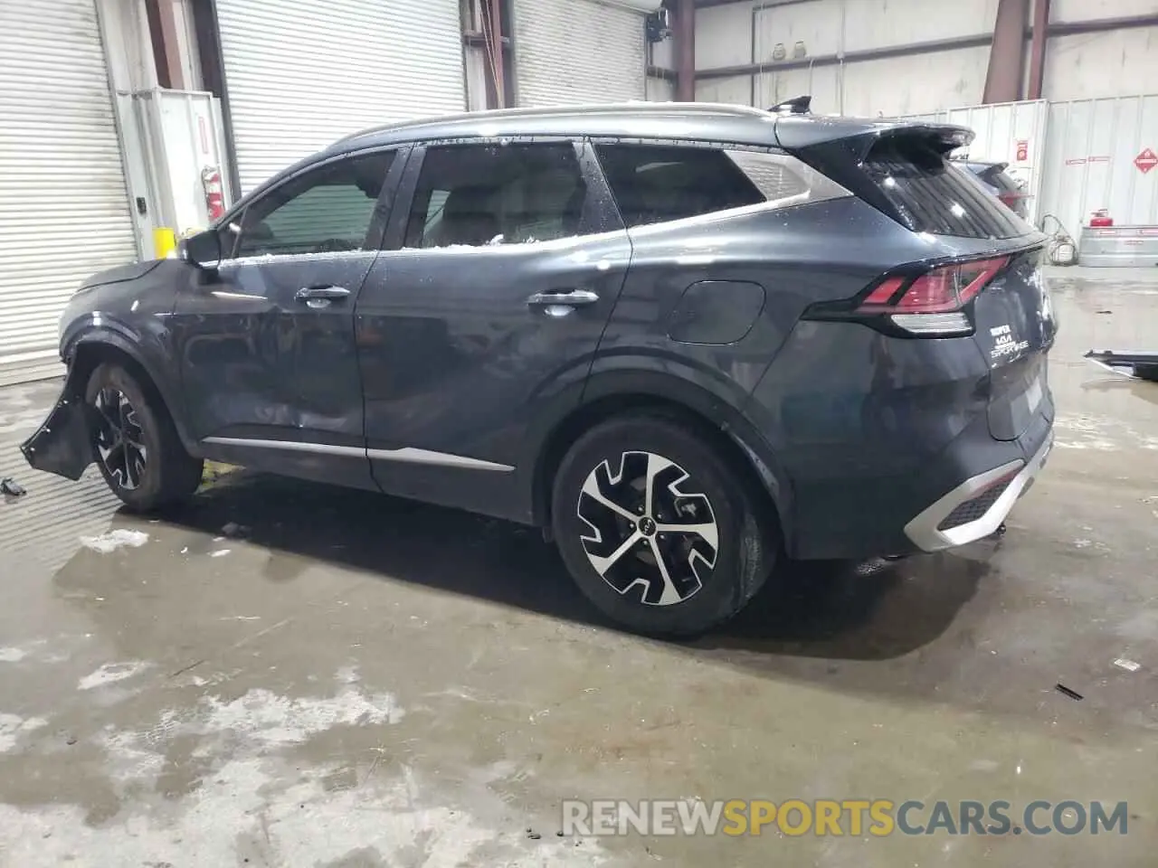 2 fotografías del automóvil dañado KNDPVCAF6P7105812 KIA SPORTAGE 2023