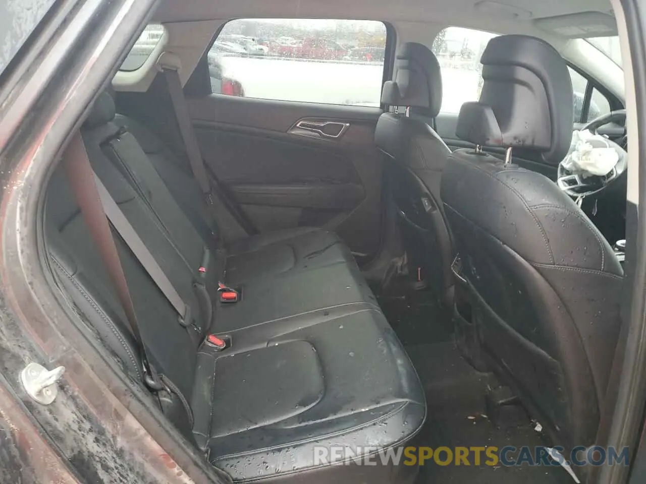 11 fotografías del automóvil dañado KNDPVCAG0P7070208 KIA SPORTAGE 2023