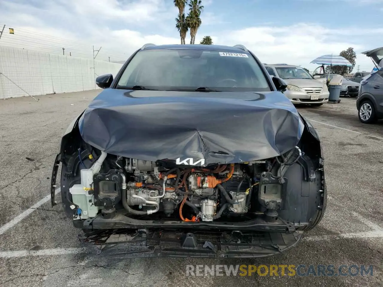 5 fotografías del automóvil dañado KNDPVCAG5P7017682 KIA SPORTAGE 2023